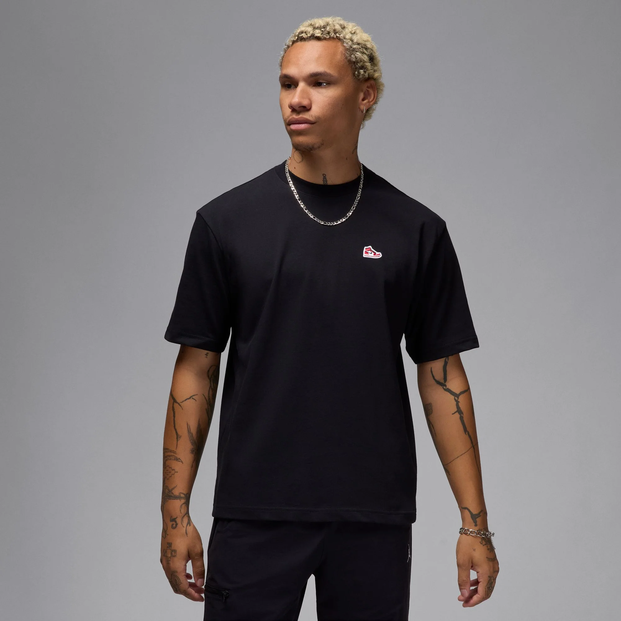 Air Jordan Mens Sneaker Patch Tee - Image 2