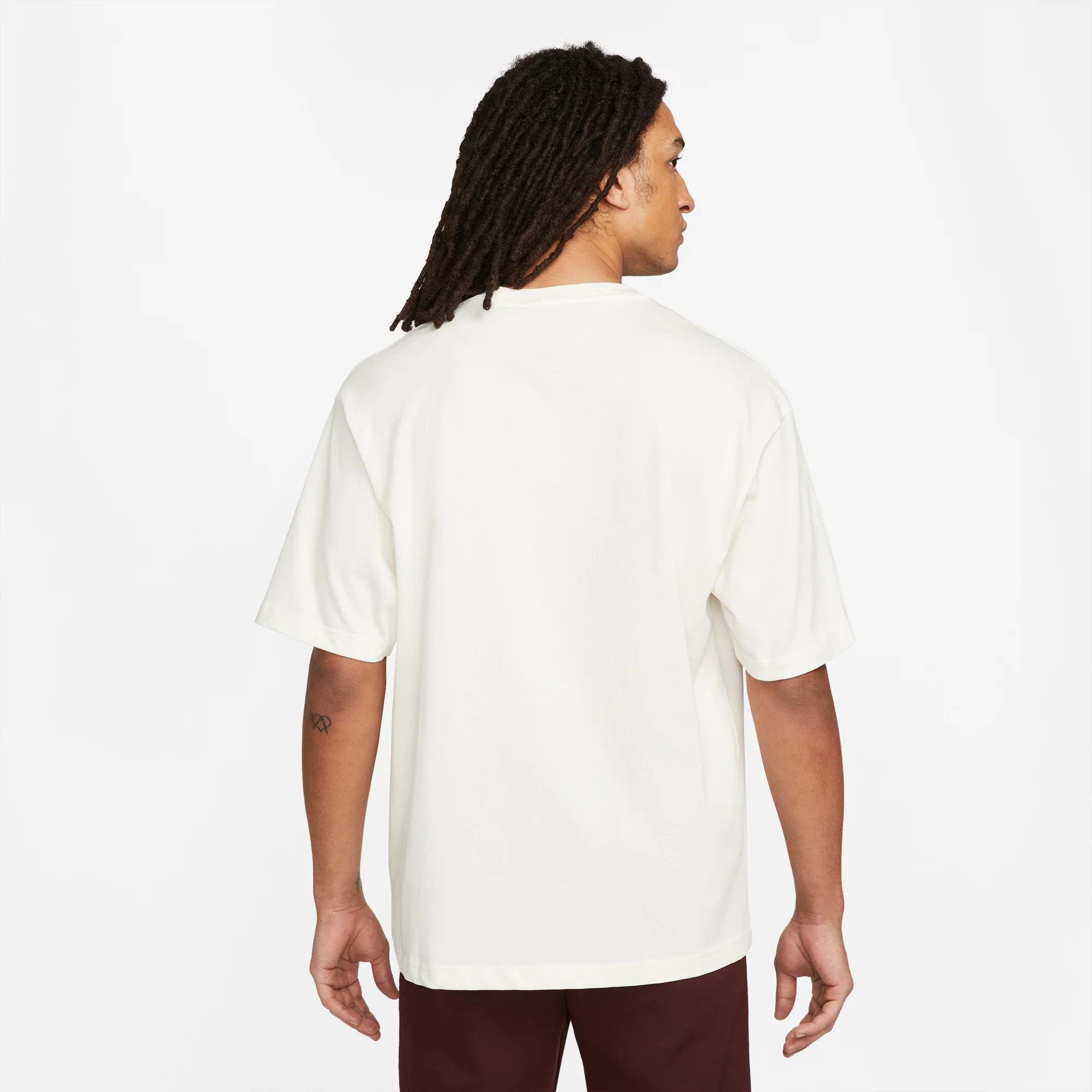 Air Jordan Mens SS Tee Sail - Image 3