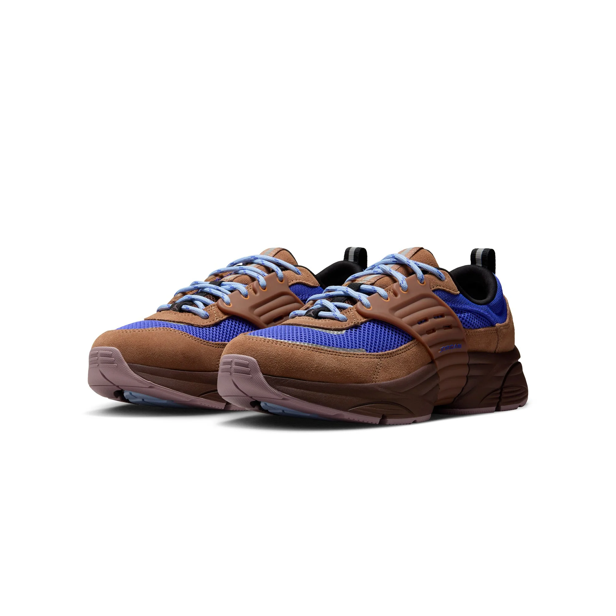 Air Jordan Mens Trunner O/S SP Shoes - Image 2