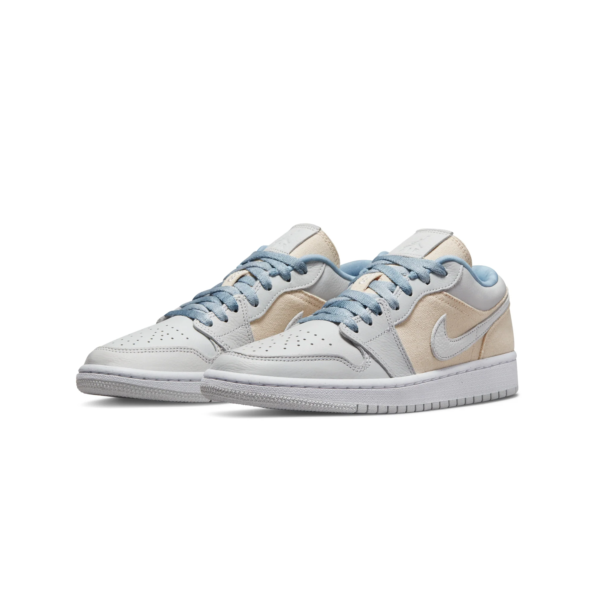 Air Jordan Womens 1 Low SE Shoes - Image 3