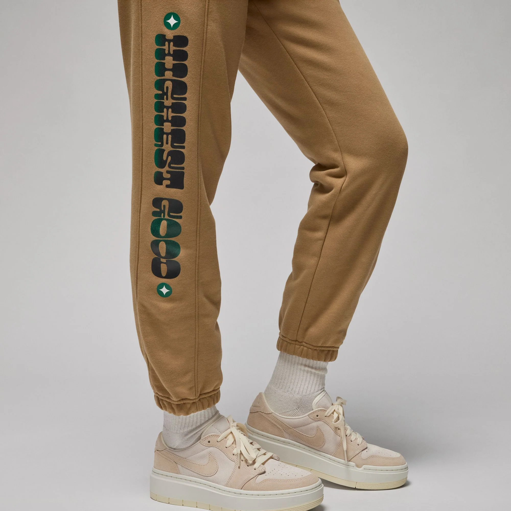 Air Jordan Womens Artist Series By Jordan Moss Sweatpants - Image 3