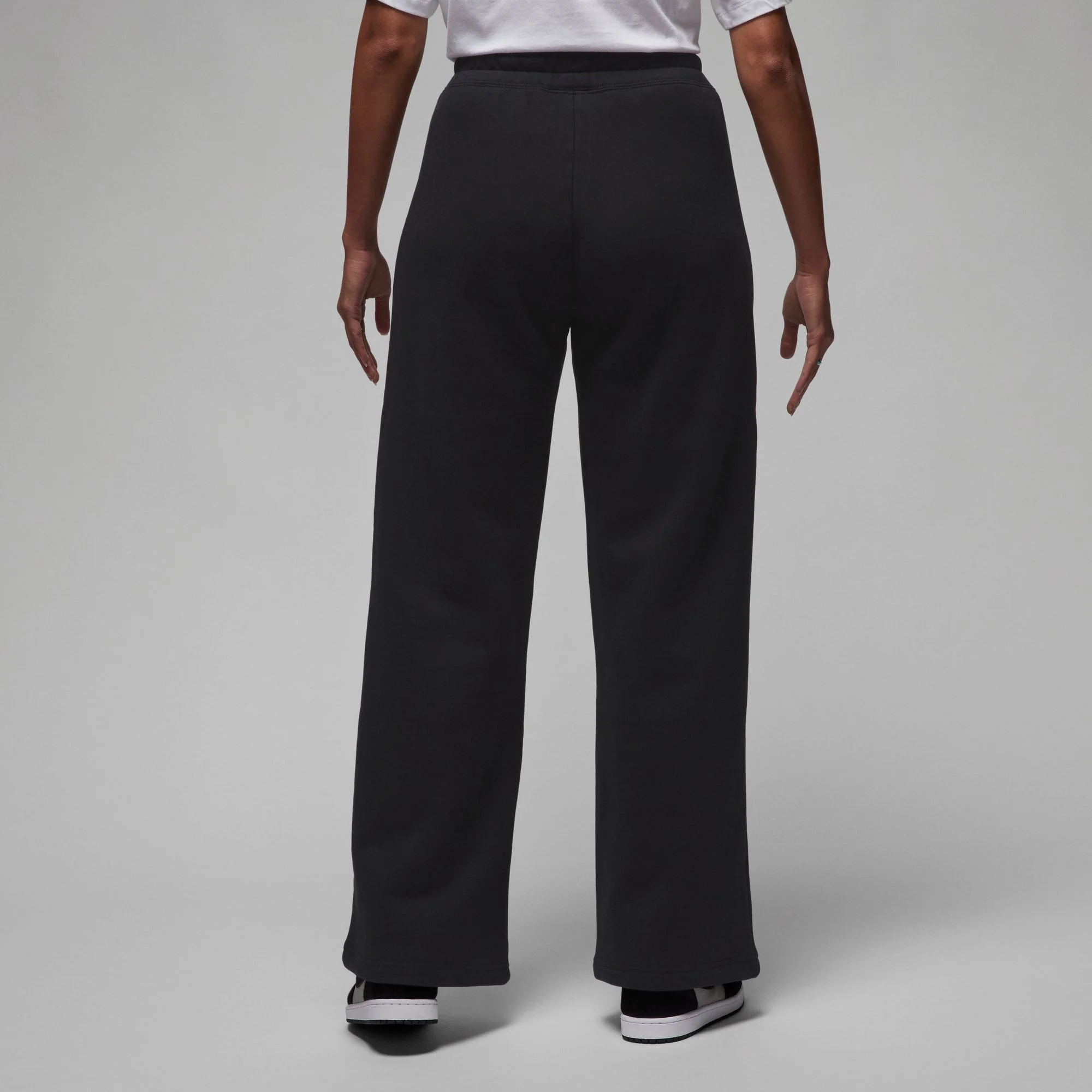 Air Jordan Womens Flight Fleece Pants - Image 3