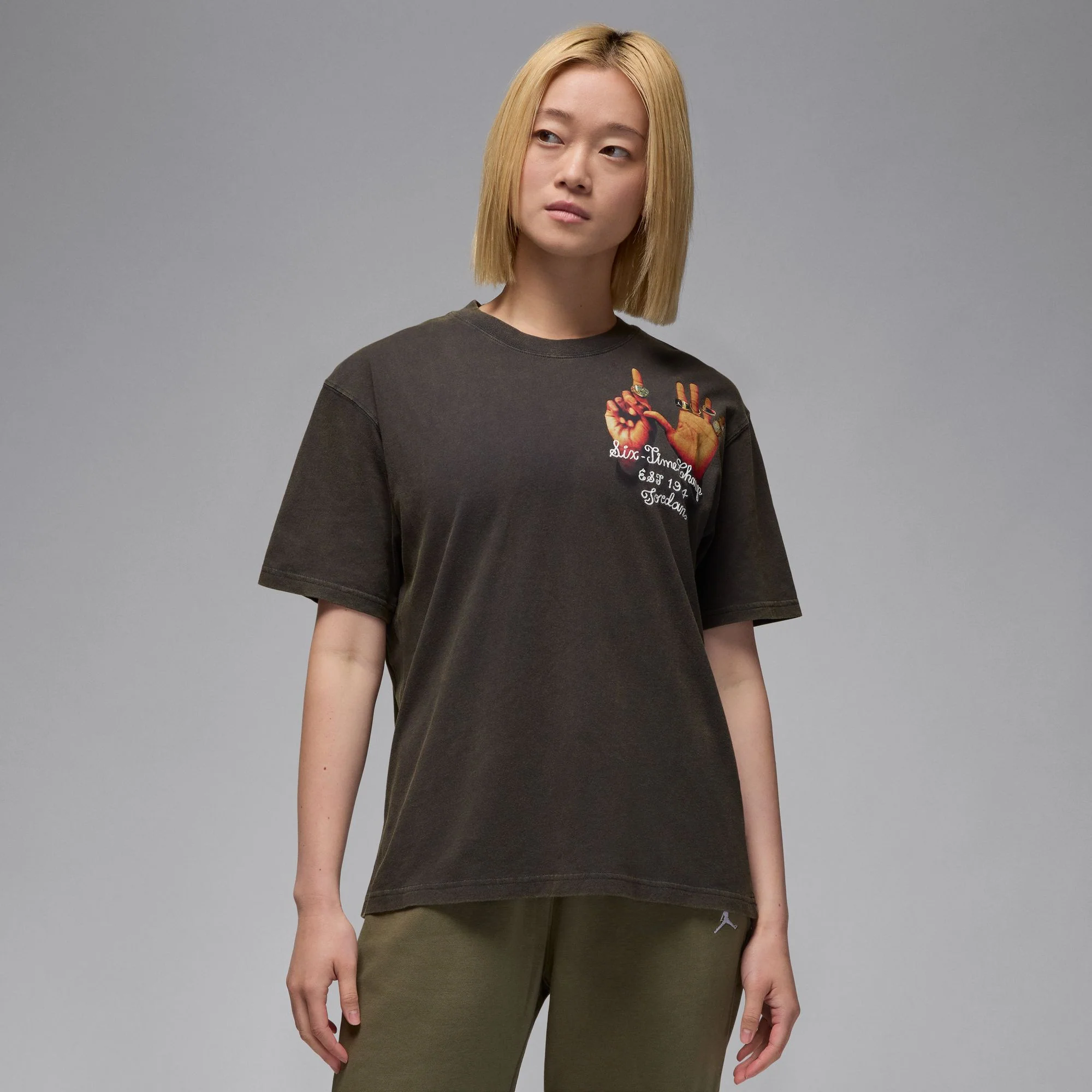 Air Jordan Womens Rings Graphic Tee - Image 4