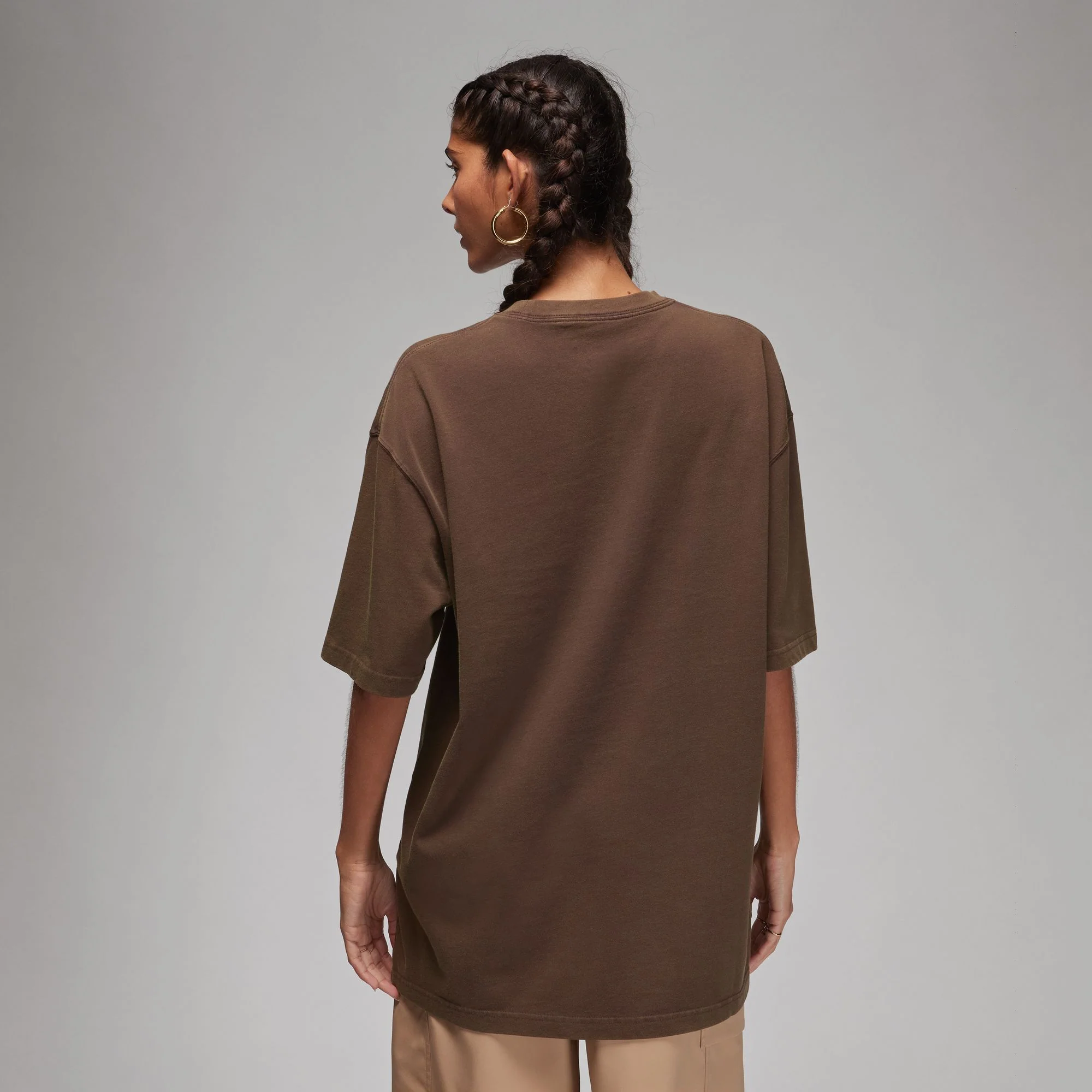 Air Jordan Womens Oversized Graphic SS Tee - Image 4