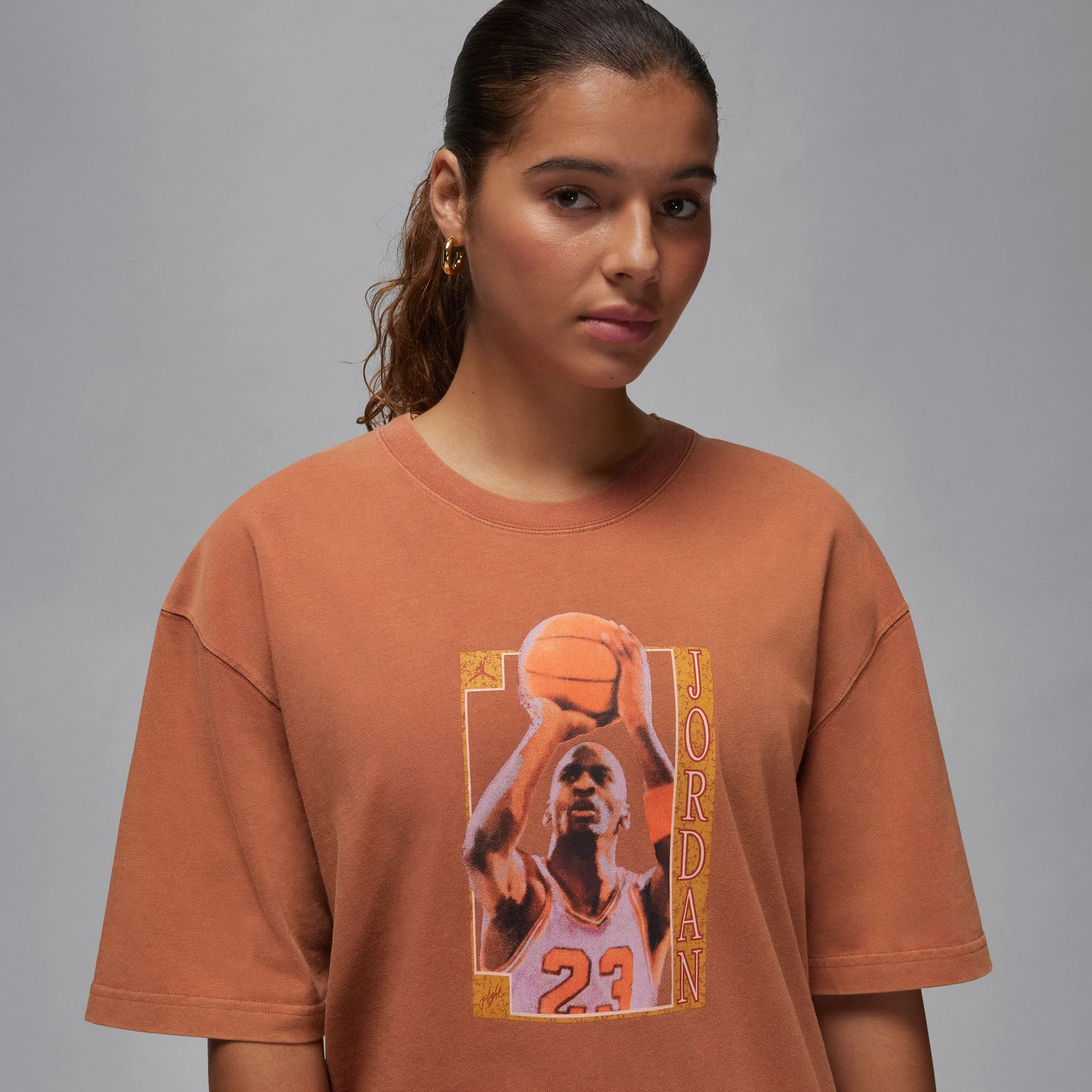 Air Jordan Womens Oversized Graphic SS Tee - Image 4