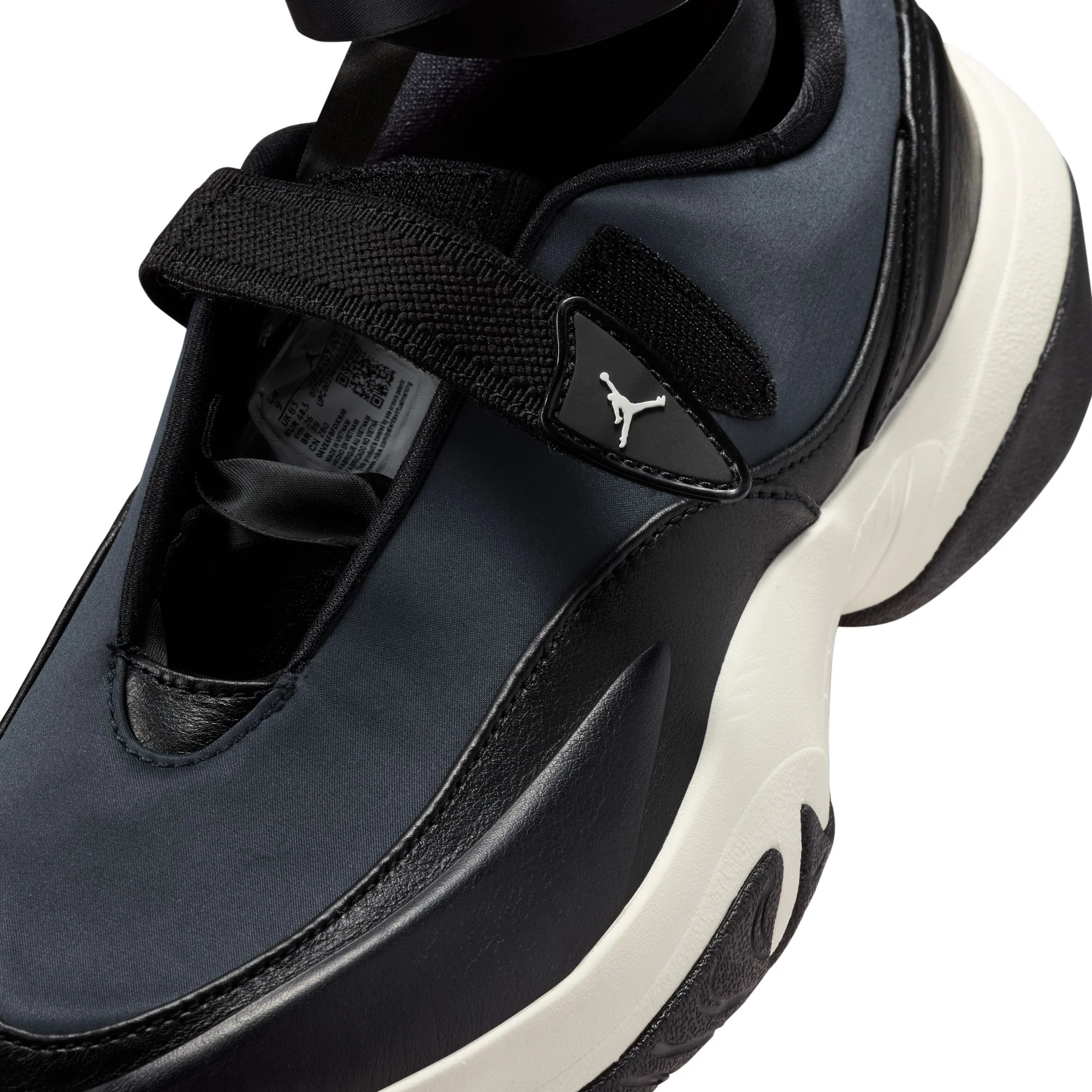 Air Jordan Womens Pointe Shoes - Image 4