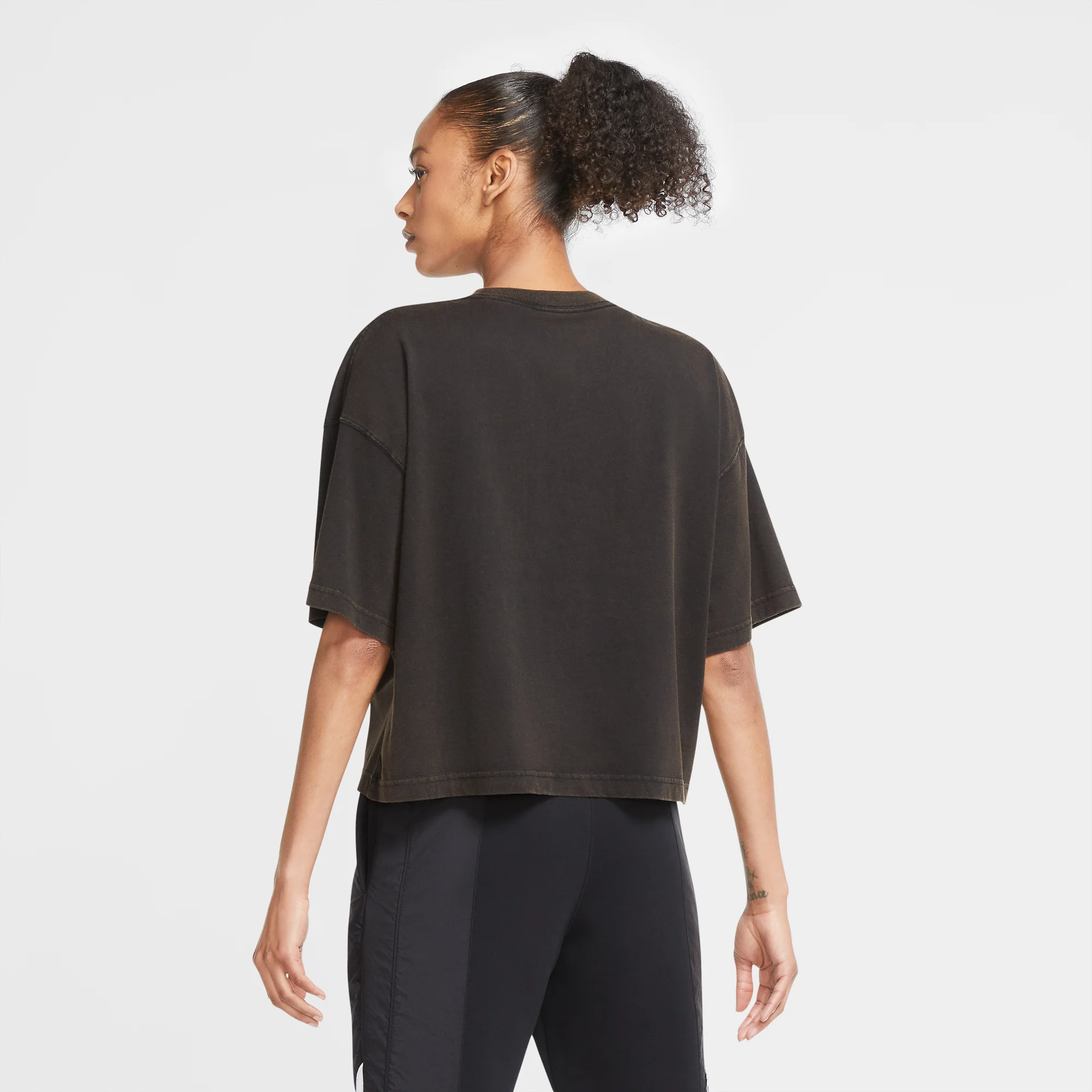 Air Jordan Womens Short-Sleeve Boxy Tee - Image 4