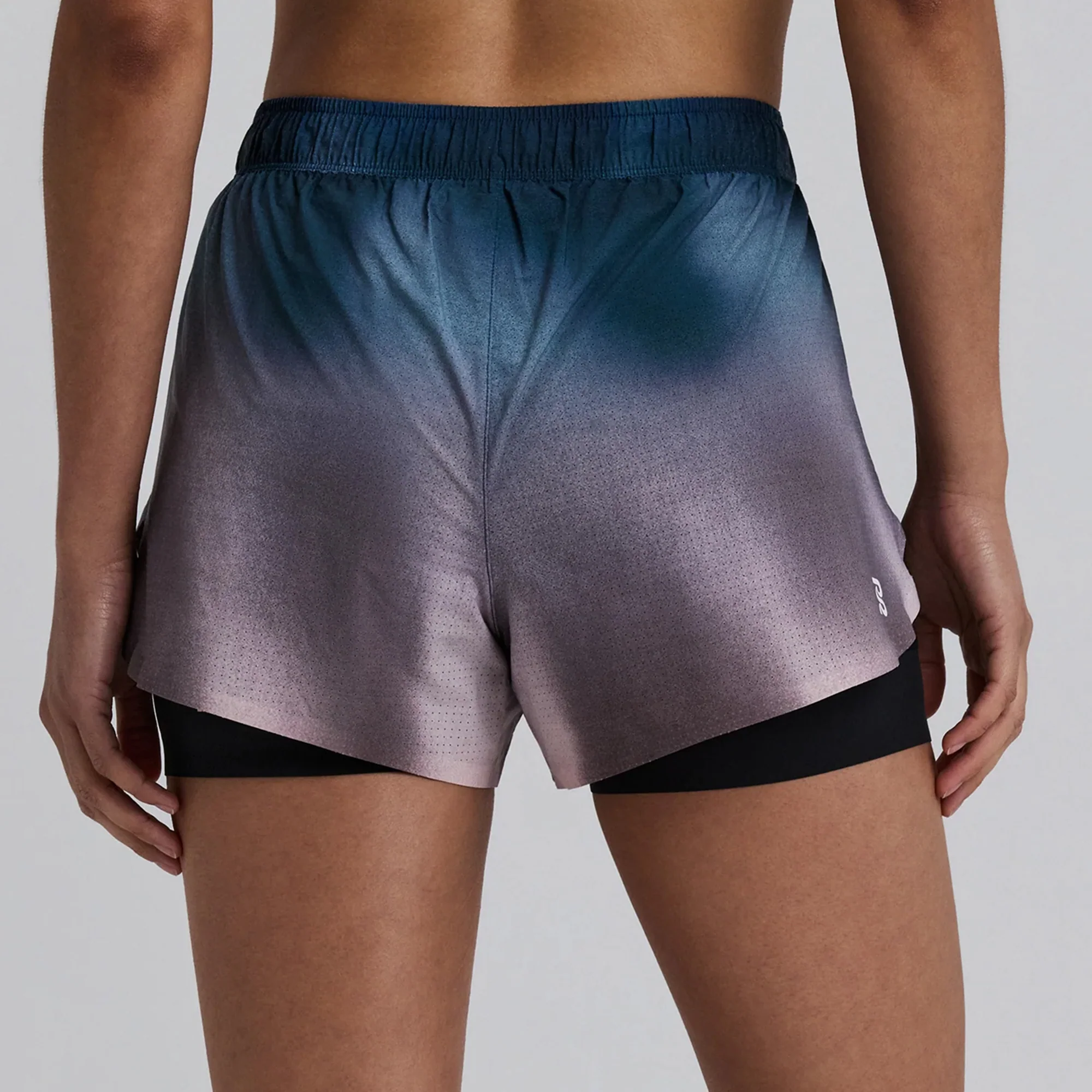 Bandit Running Womens Vento 3 In Flowy 2 in 1 Short - Image 2