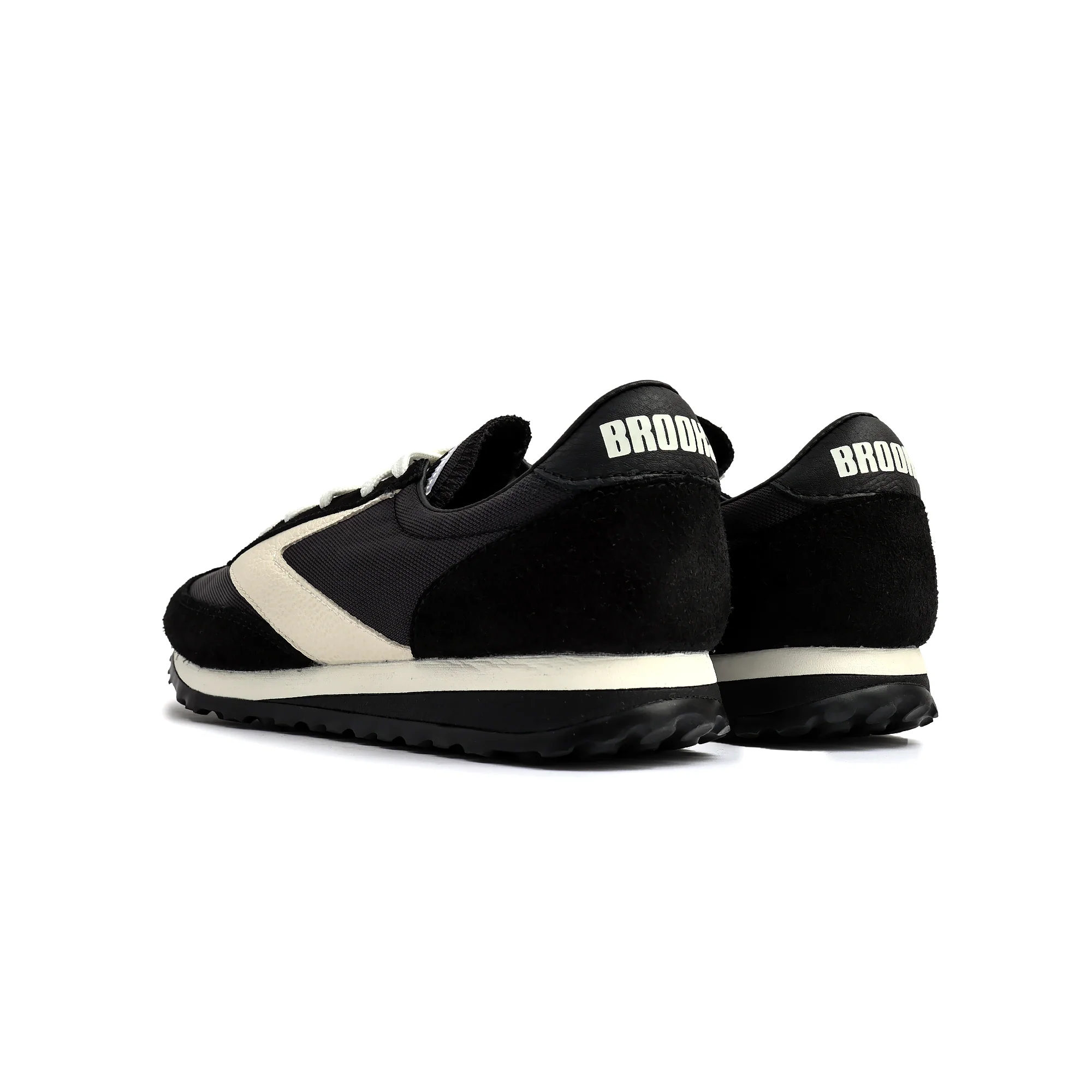 Brooks Mens Vanguard Shoes - Image 3