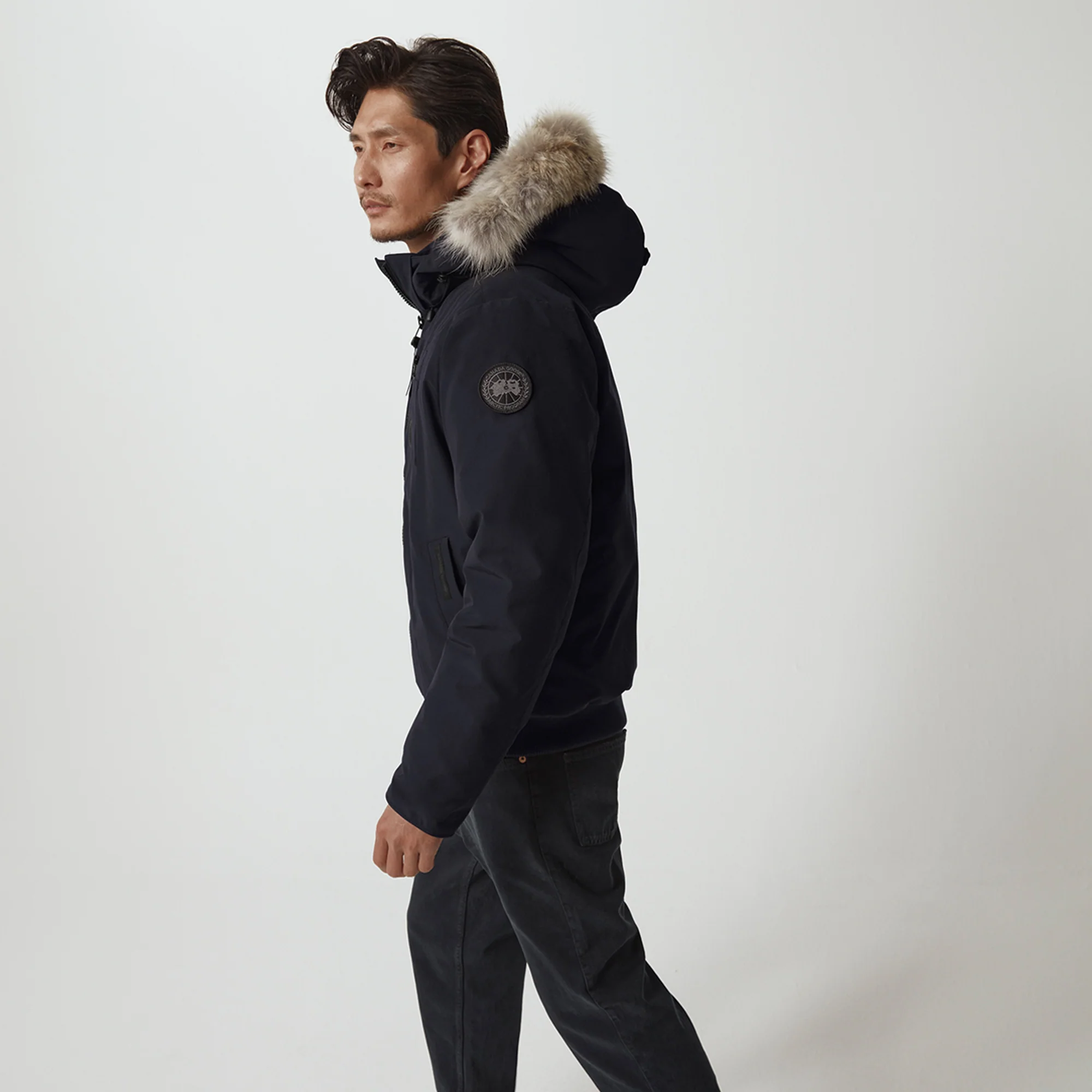 Canada Goose Mens Borden Bomber-Black Disc-Jacket 'Navy' - Image 3