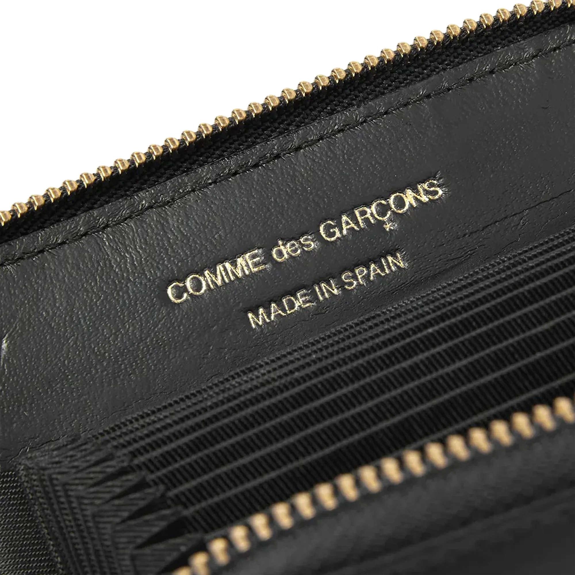 Comme Des Garcons Wallet Classic Leather Wallet - Image 2