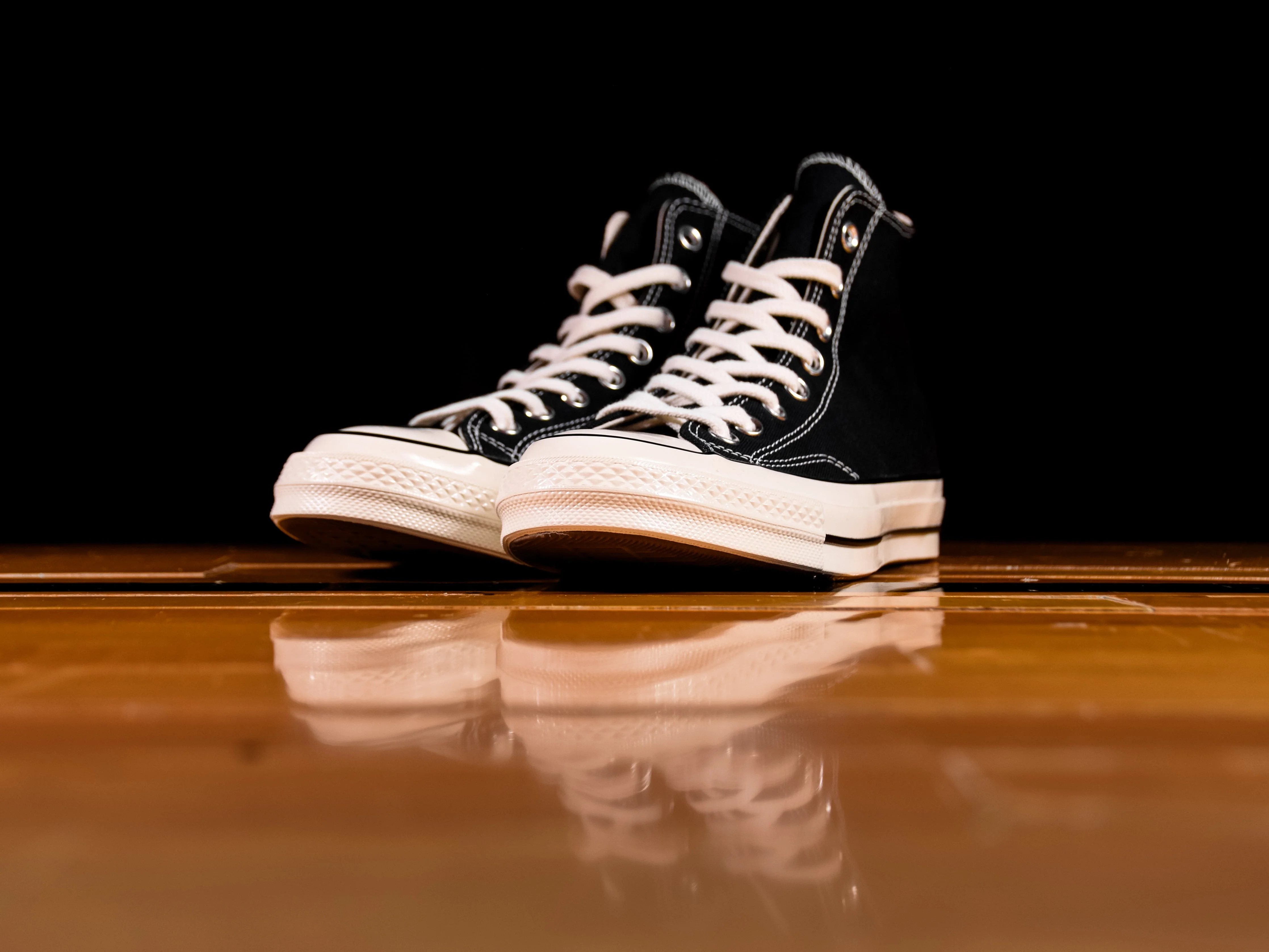 Converse Mens Chuck 70 Hi Shoes - Image 4