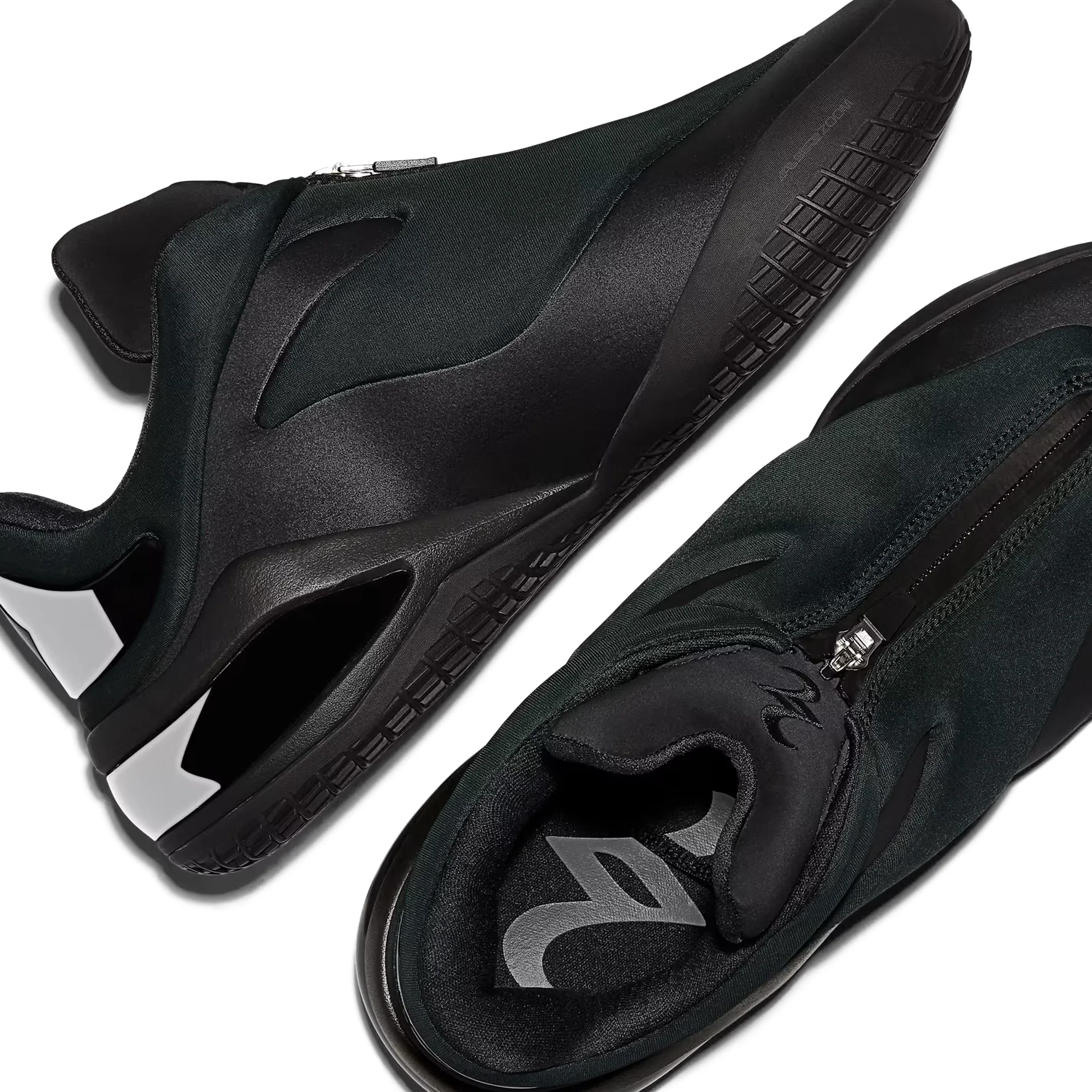 Converse Mens Shai 001 Shoes - Image 4
