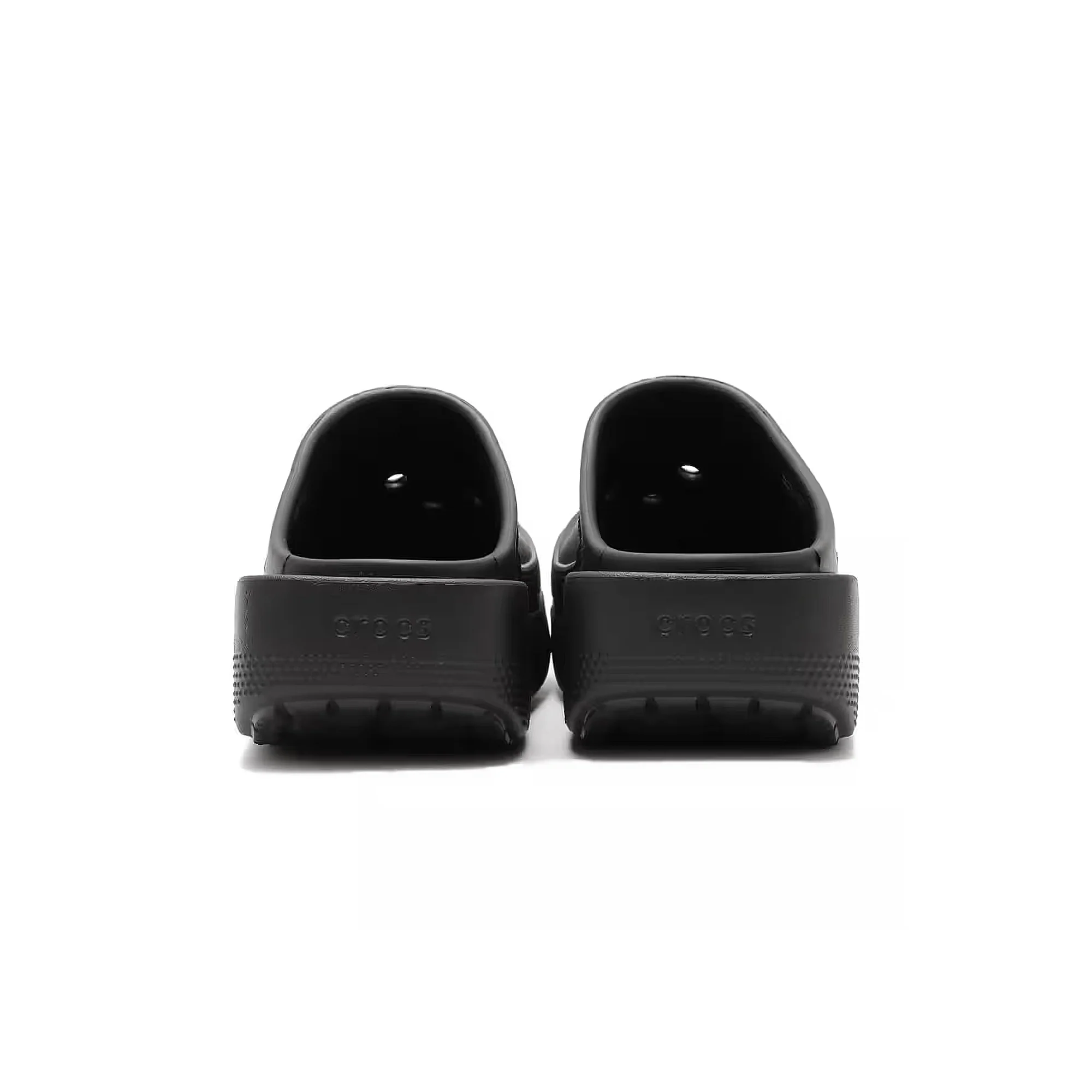 Crocs Classic Blunt Toe Clogs - Image 3