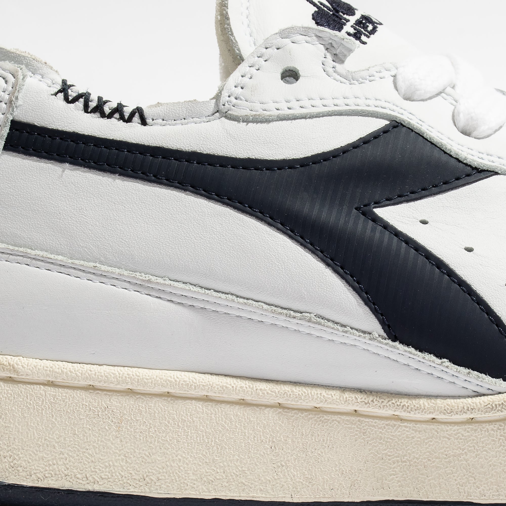 Diadora Mens Mi Basket Row Cut Shoes - Image 4