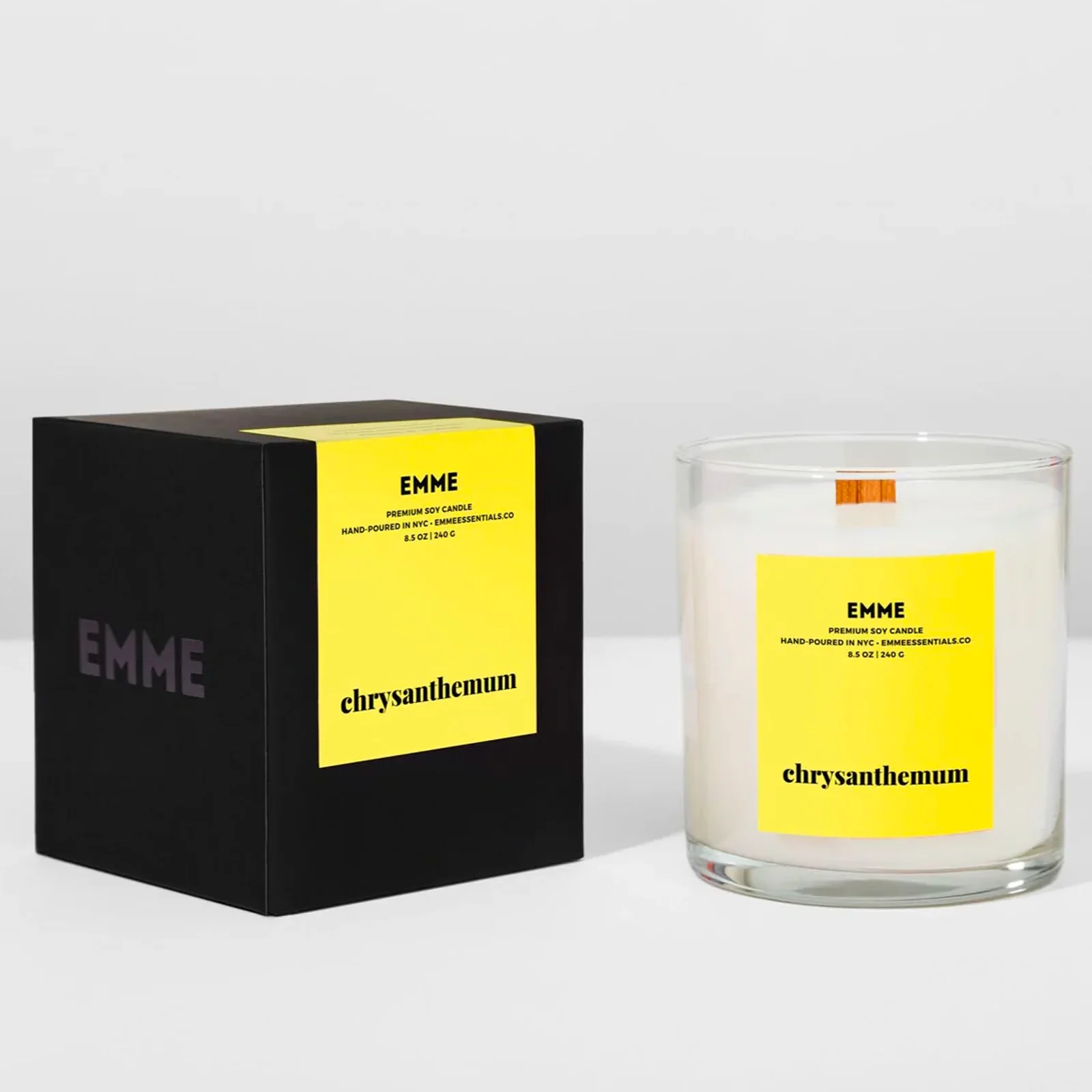 Emme Chrysanthemum Wood Wick Candle - Image 2