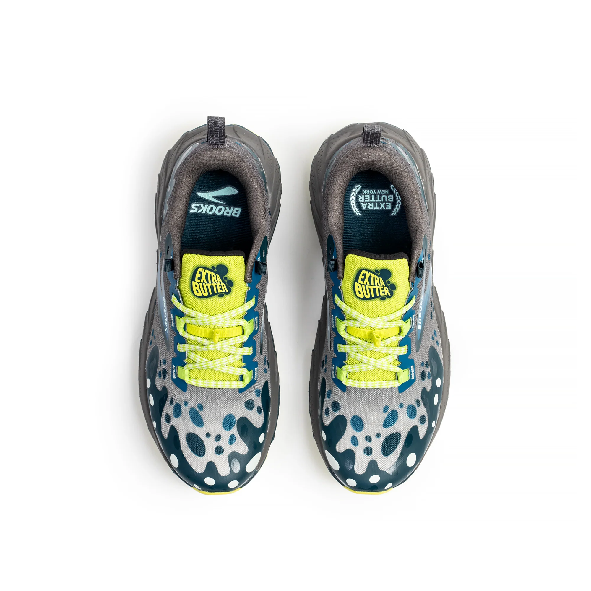 Extra Butter x Brooks Mens Cascadia 18 Shoes - Image 4
