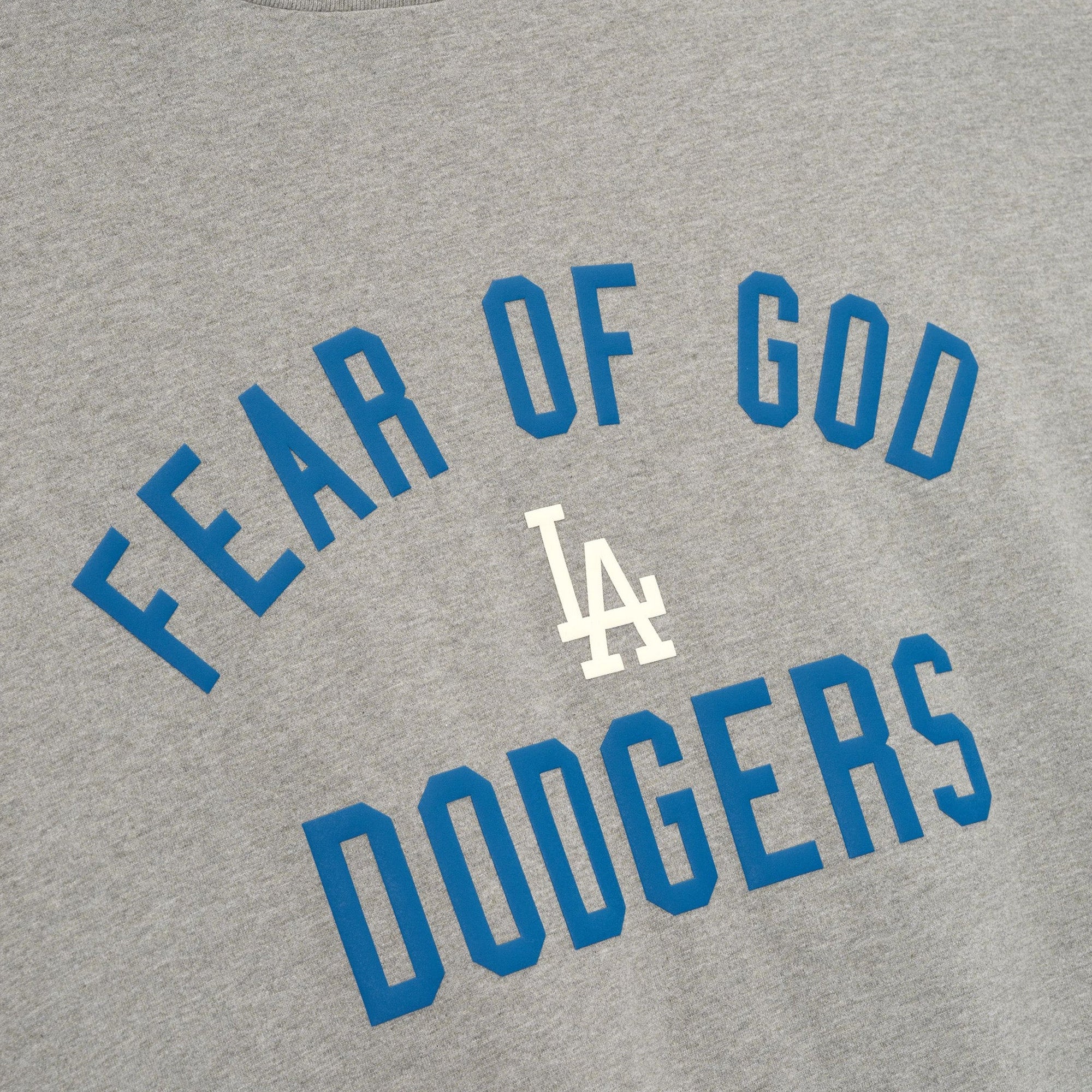 Fear of God ESSENTIALS x MLB Mens Dodgers 90's Fit Tee - Image 3