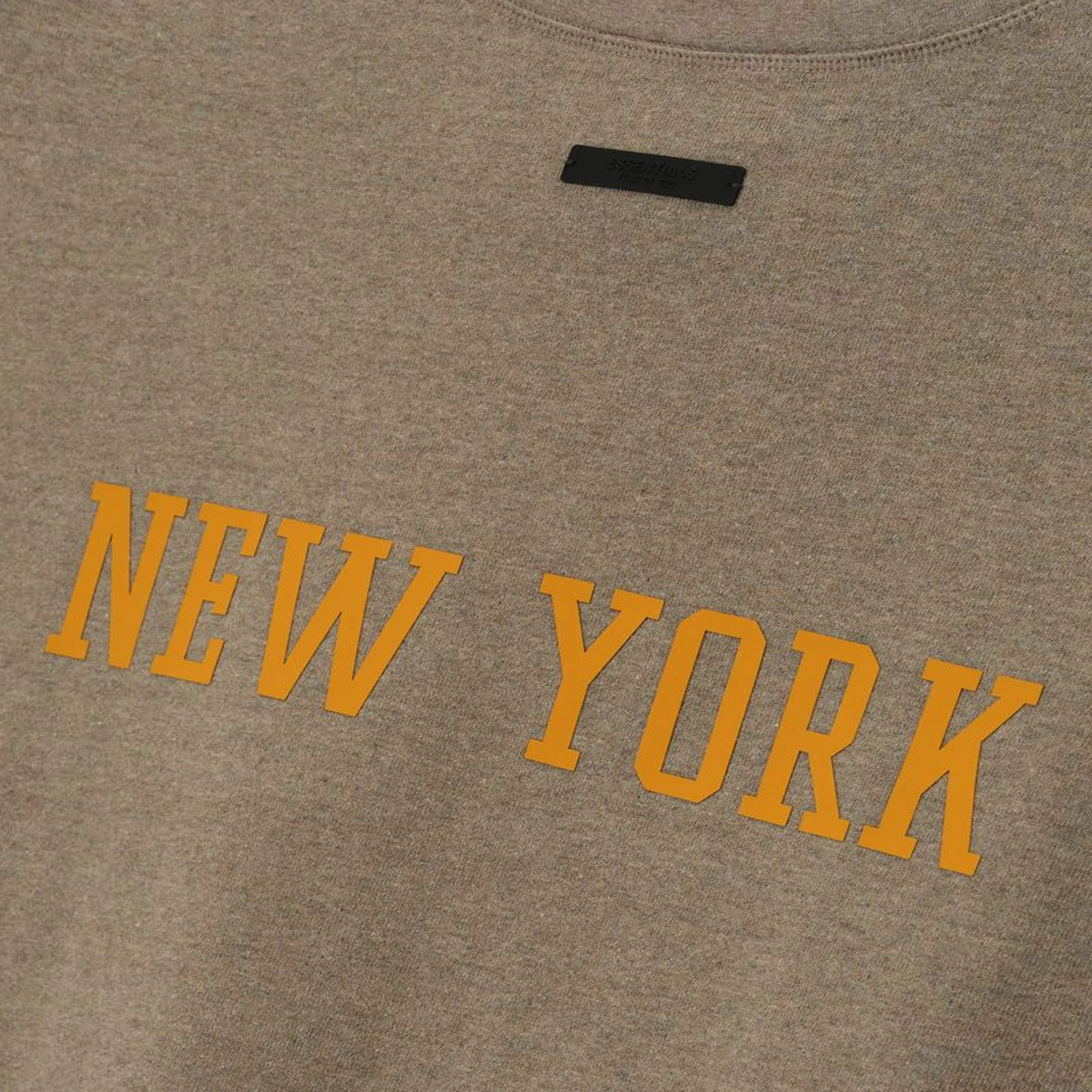 Fear of God ESSENTIALS x NBA Mens Knicks 90's Fit Tee - Image 4
