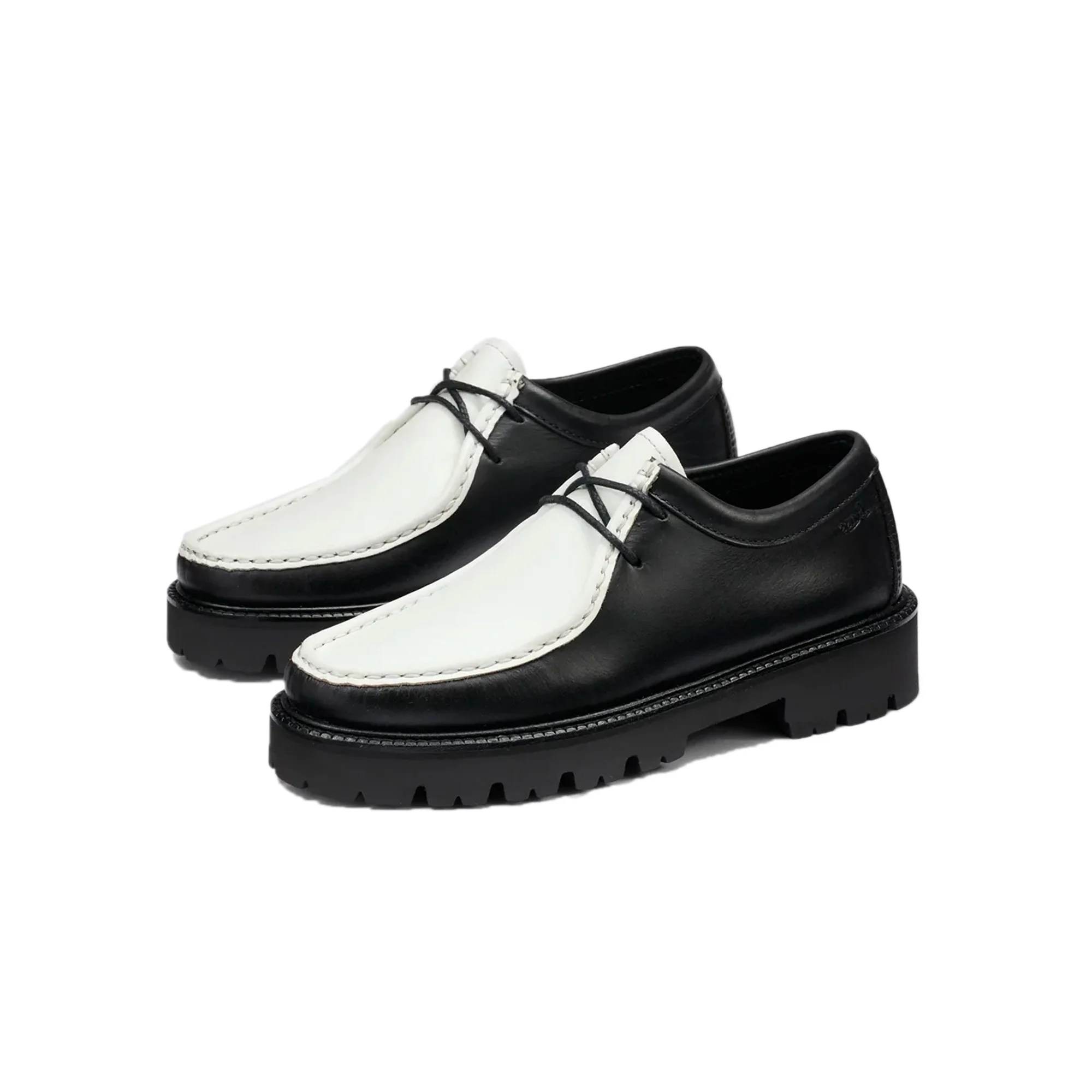 G.H. Bass Womens Wallace Two Eyed Moc - Image 2