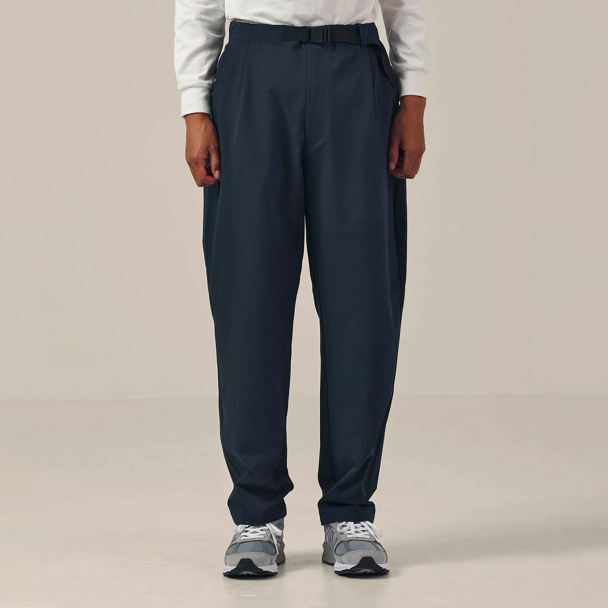 Goldwin Mens One Tuck Tapered Ankle Pants - Image 2