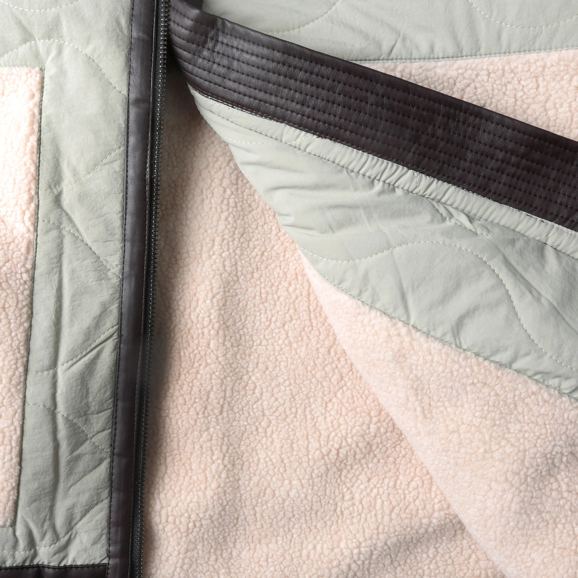 Iise PPD Sherpa Jacket - Green - Image 3