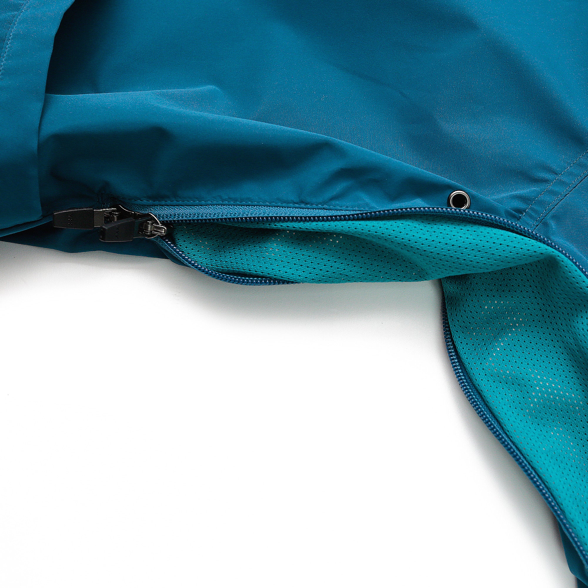 Liberaiders OG Logo Coach Jacket [770041803] - Image 4