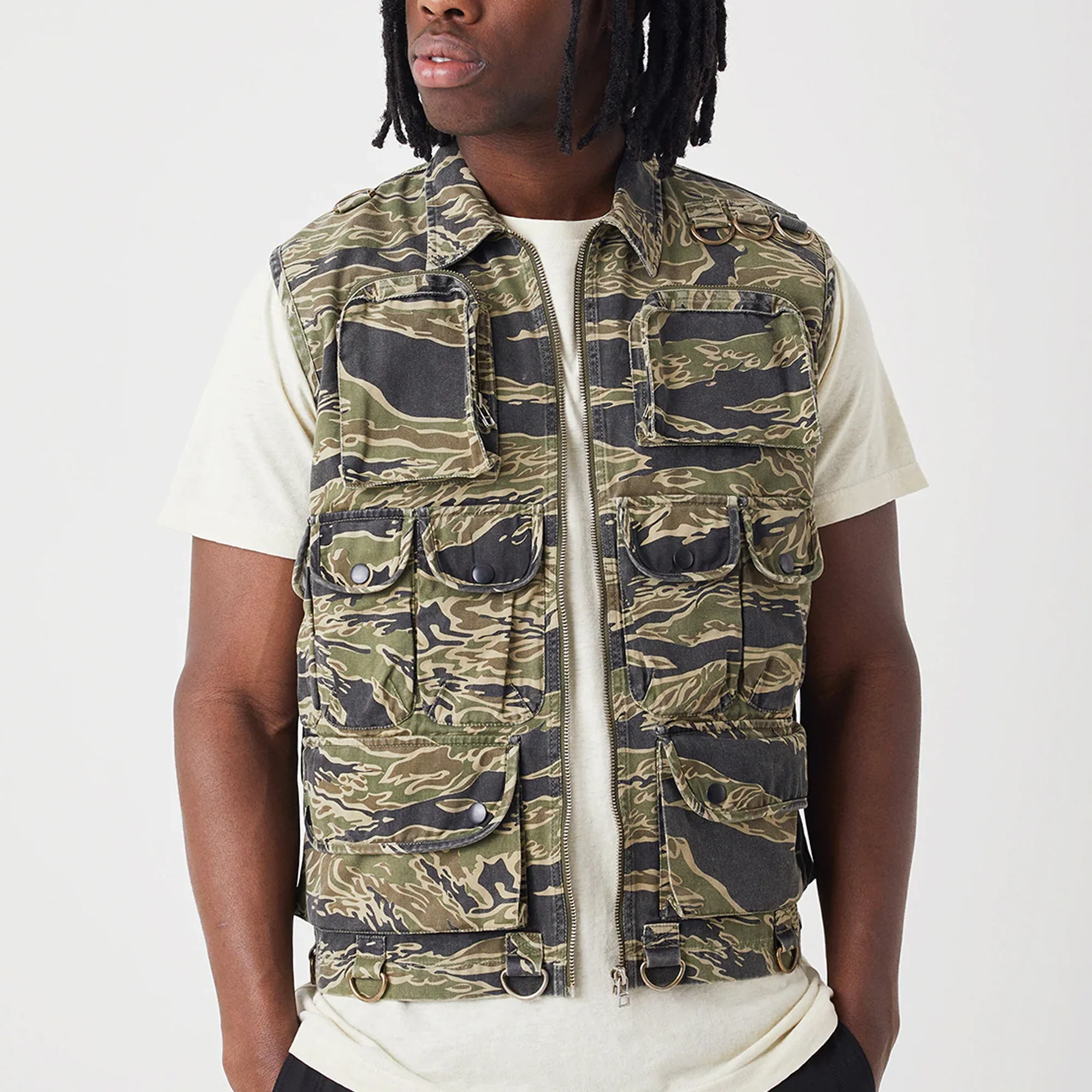 Maharishi Mens Camo Ciso Combat Vest - Image 4