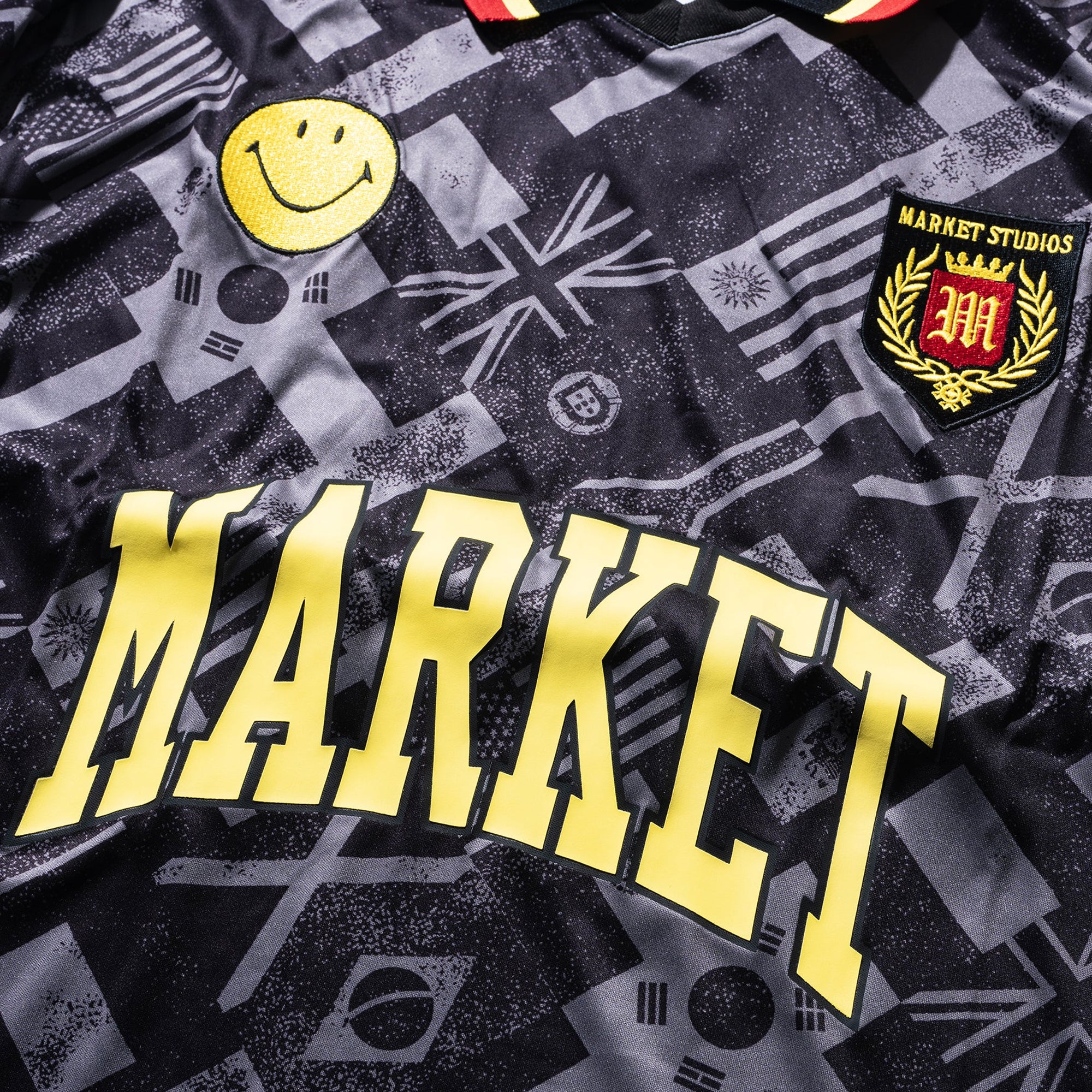 Market Mens Smiley International Flags LS Soccer Jersey - Image 3