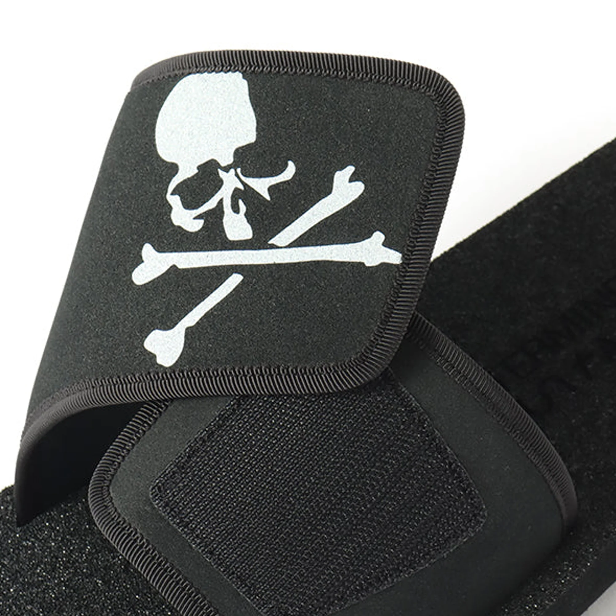 Mastermind WORLD x Buntaro Slides - Image 3