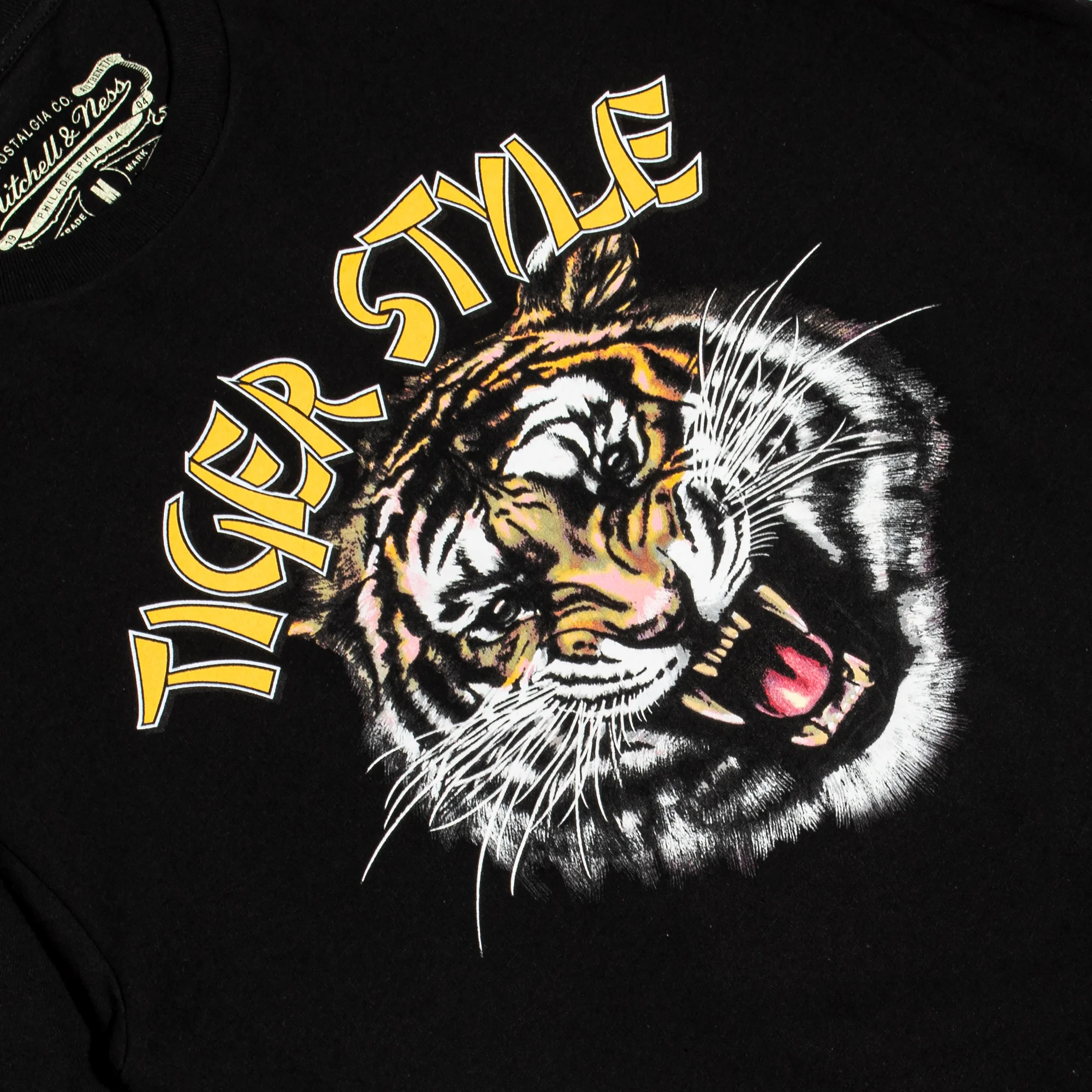 Mitchell & Ness x Extra Butter x Hulu Mens Wu Tang Tiger Tee 'Black' - Image 2