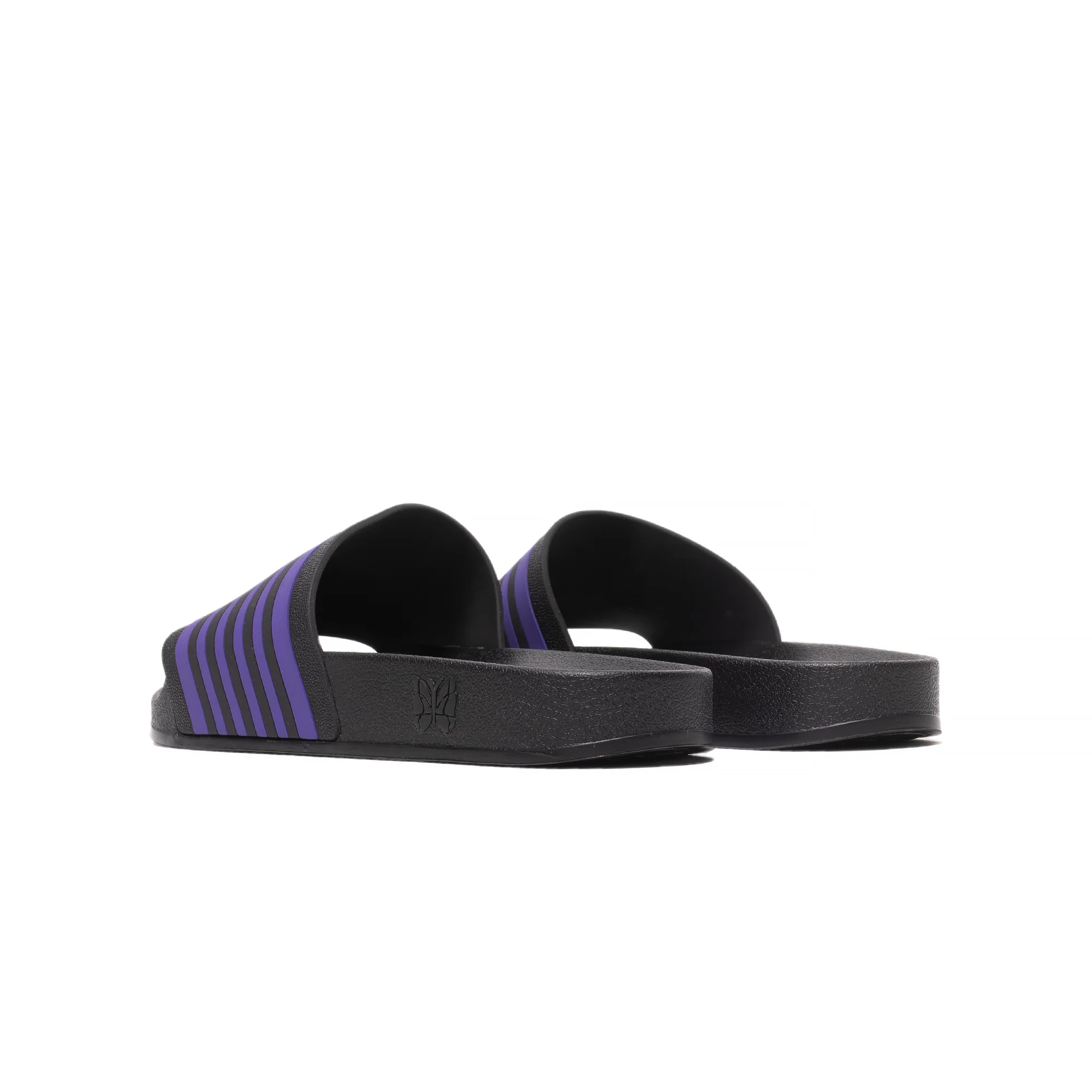 Needles Mens Exhibition 'Black' Shower Sandals - Image 4