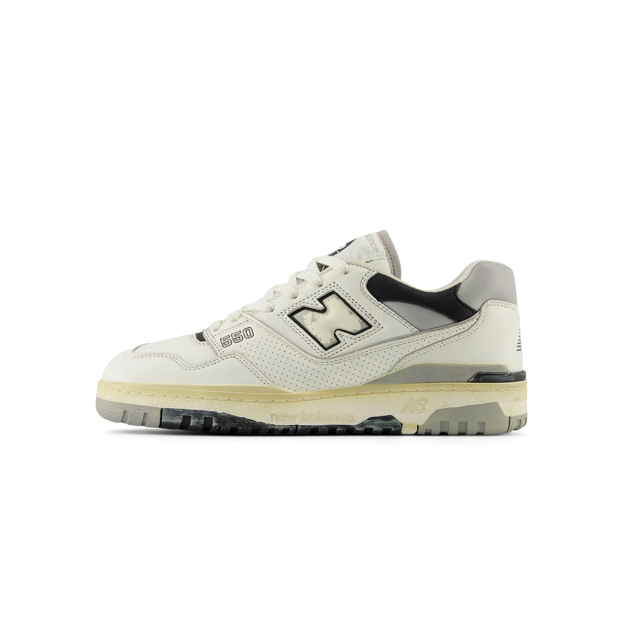 New Balance 550 Shoes