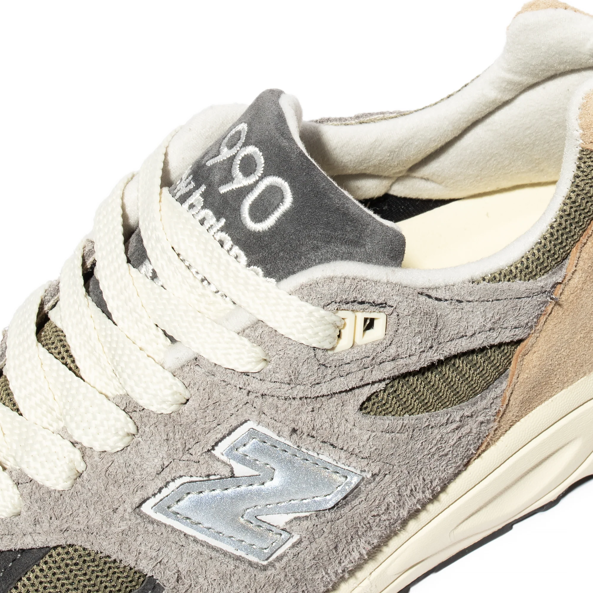 New Balance 990v2 Made by Teddy Shoes - Image 4