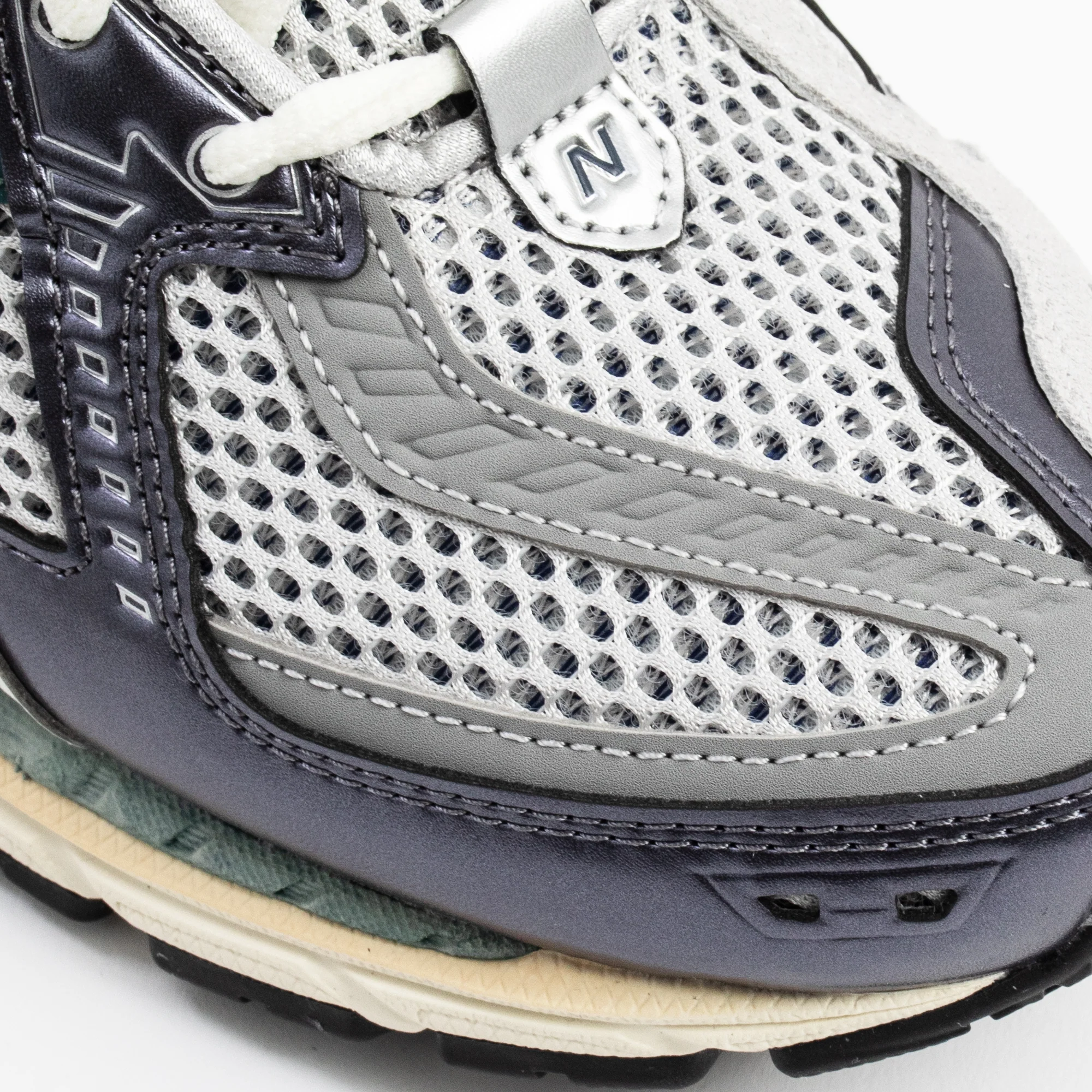 New Balance Mens 1906U Shoes - Image 4