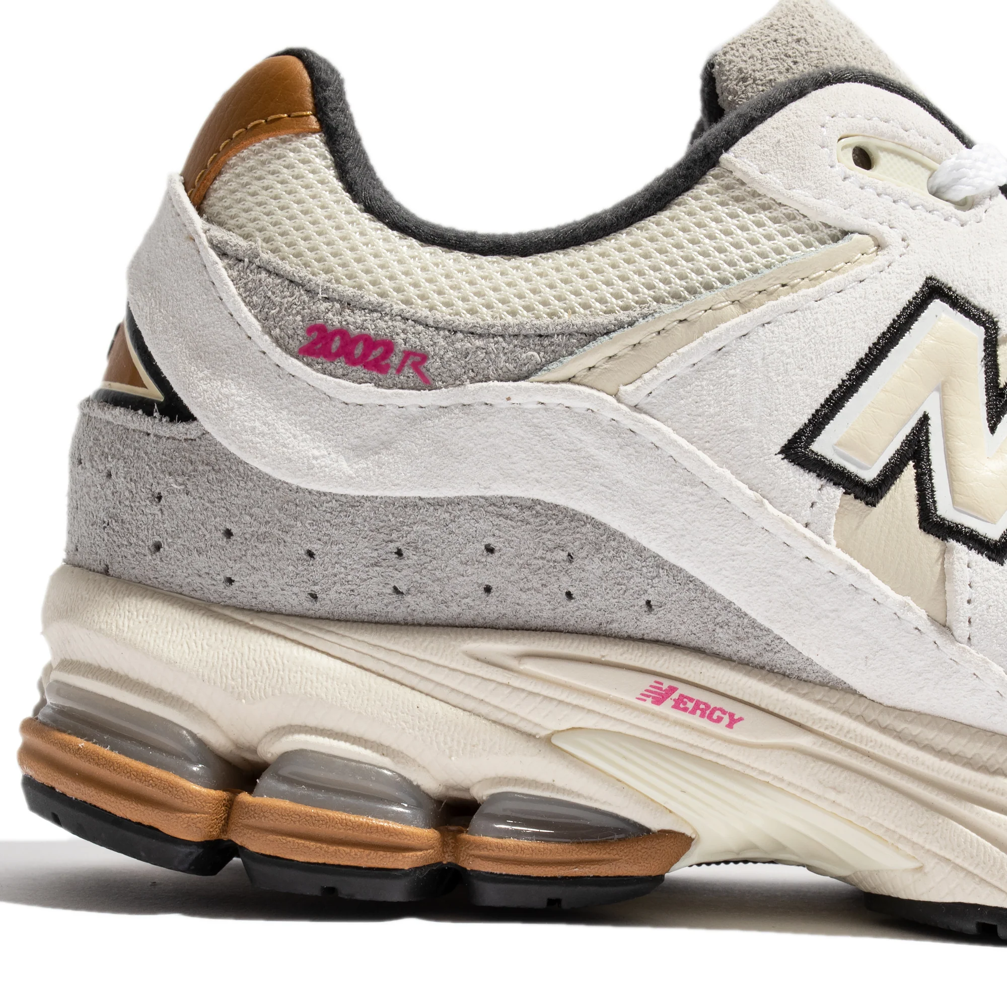 New Balance Mens 2002R Shoes - Image 4
