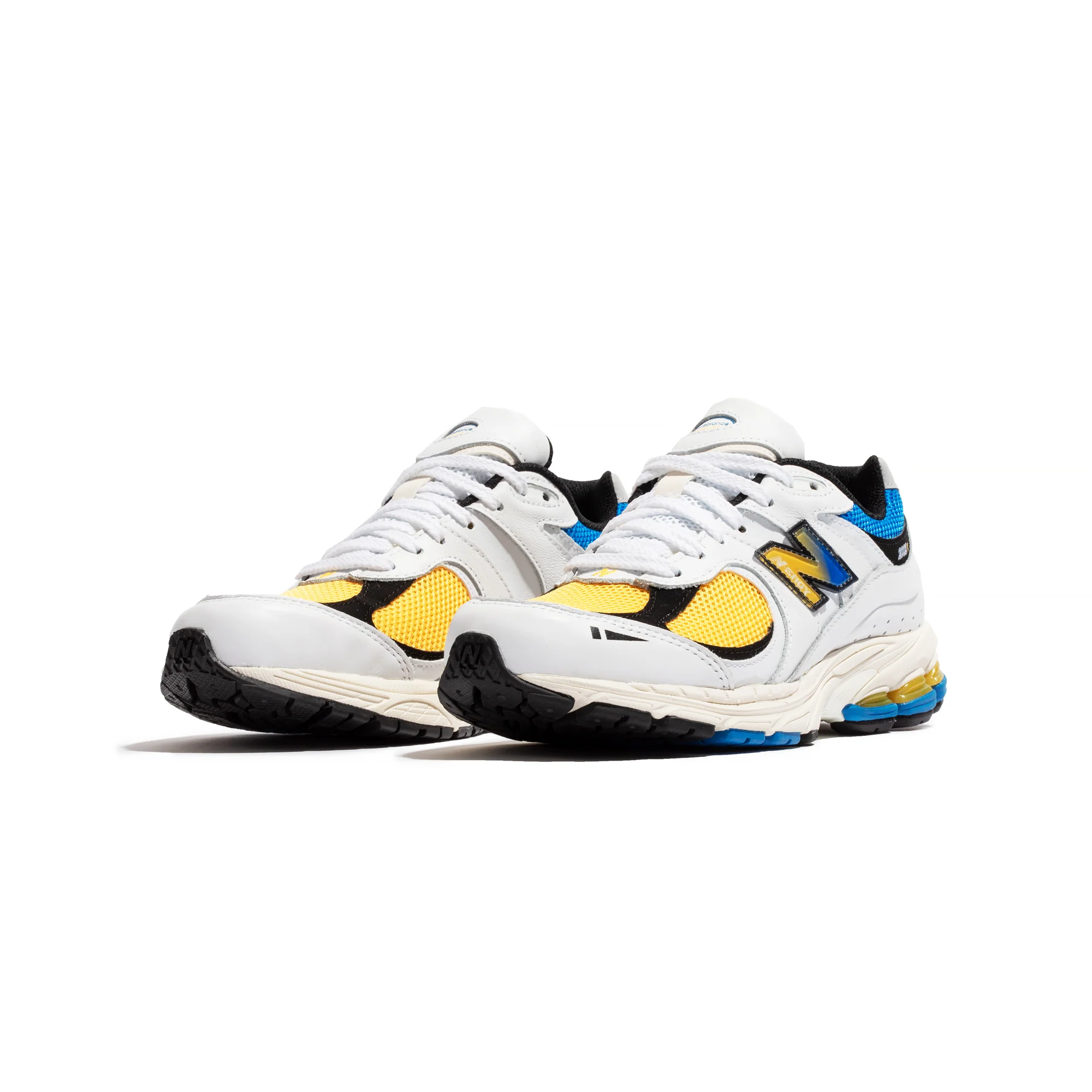 New Balance Mens 2002R Shoes - Image 2