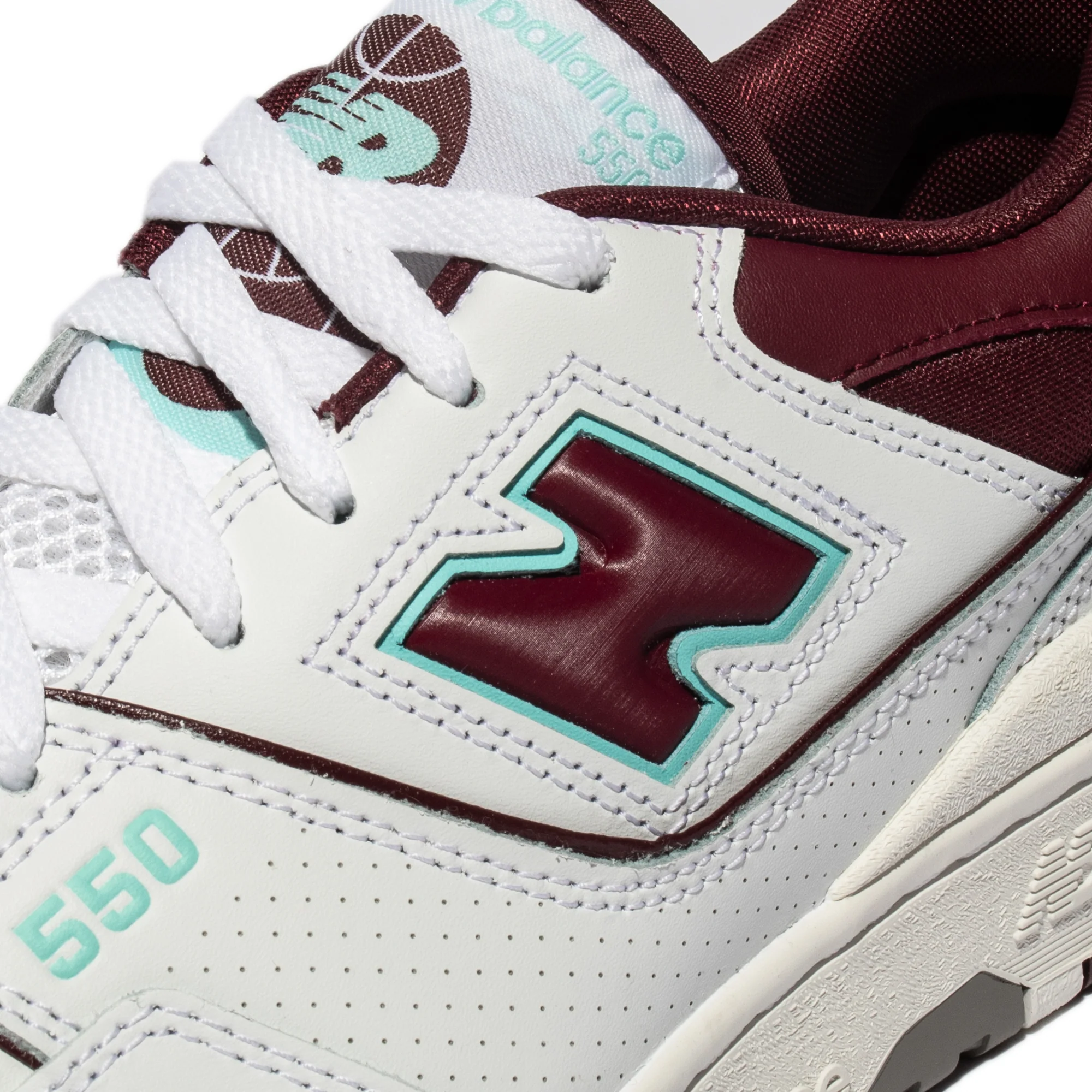 New Balance Mens 550 Shoes Burgundy - Image 4