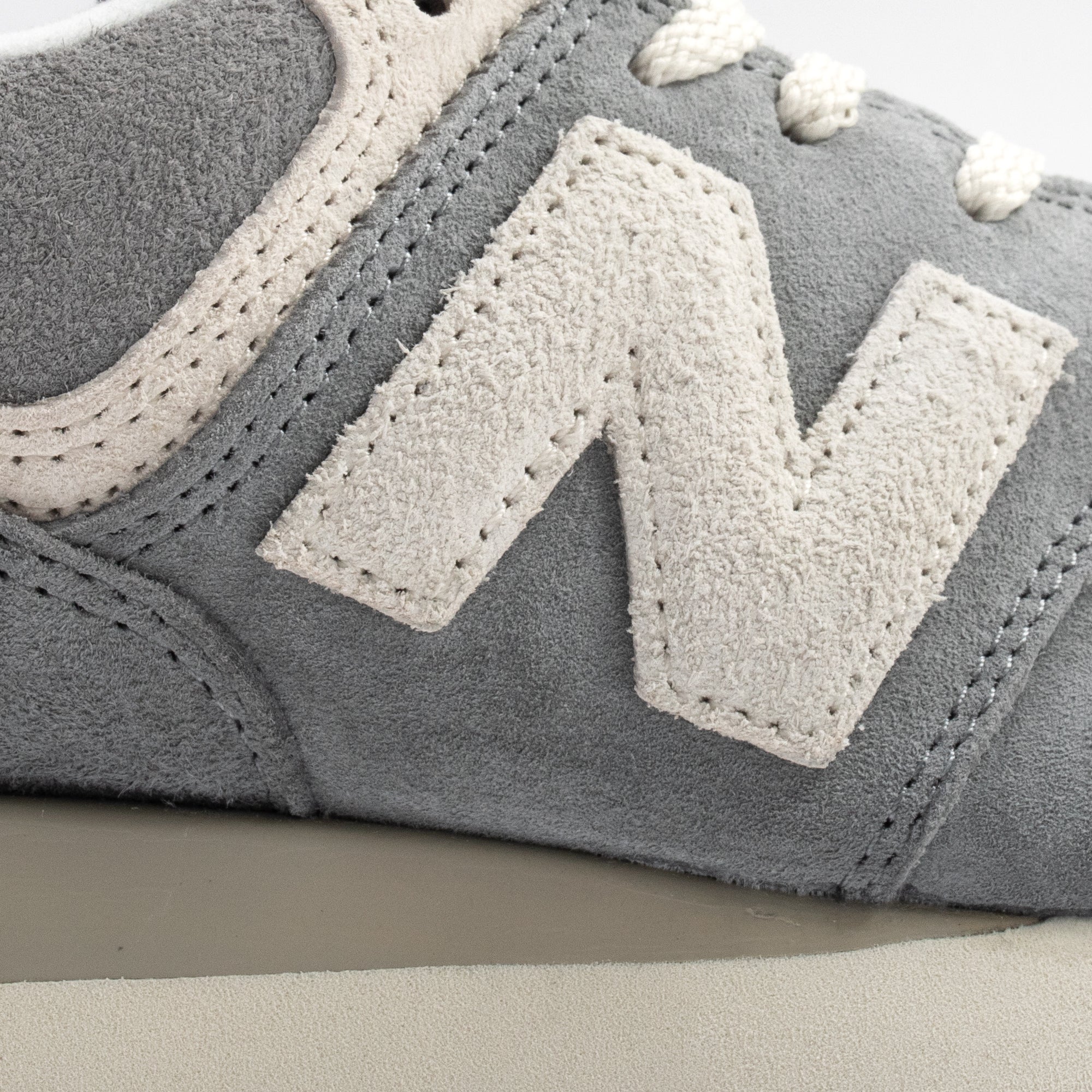 New Balance Mens 574 Legacy Shoes - Image 4