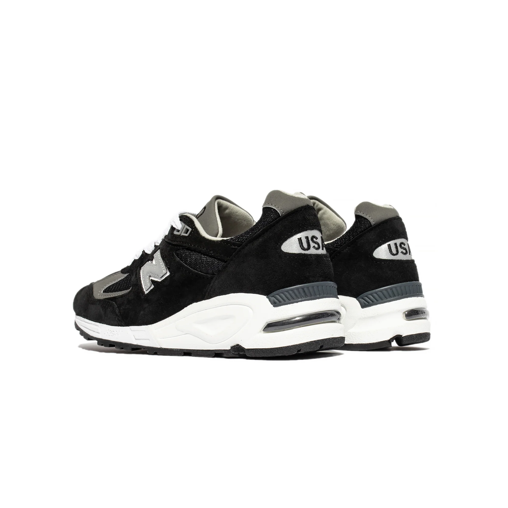 New Balance Mens MADE in USA 990v2 Shoes - Image 3