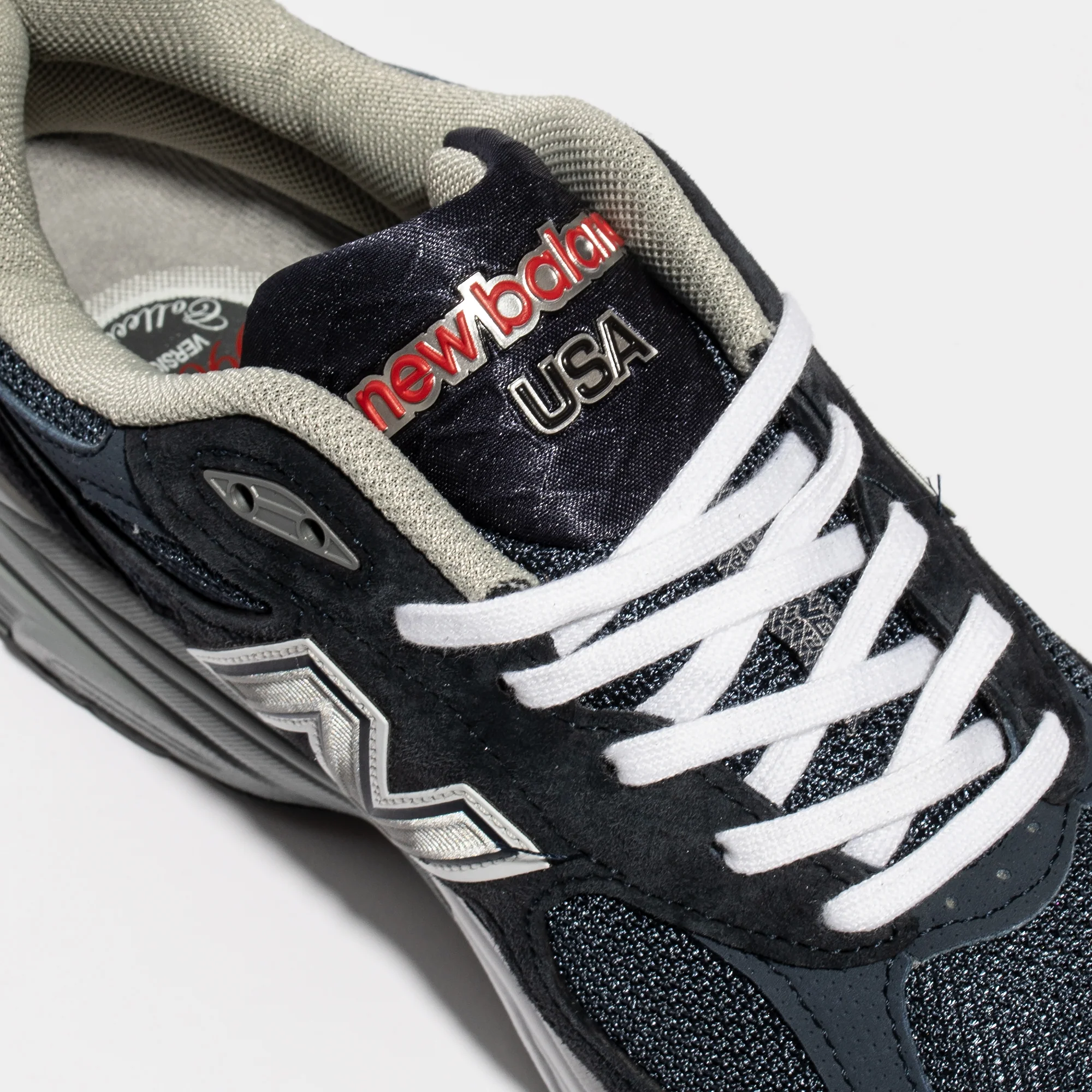 New Balance Mens Made US 990v3 Shoes 'Navy' - Image 4