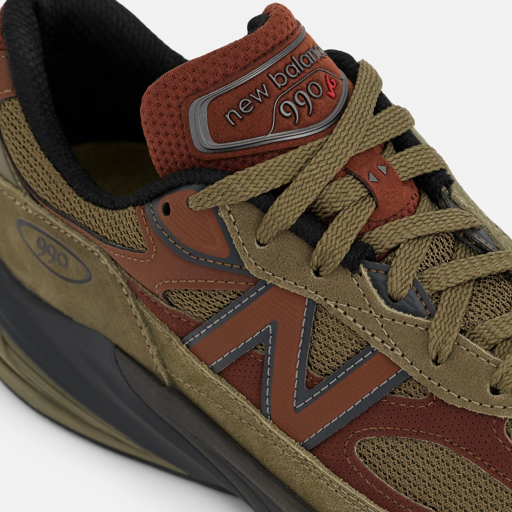 New Balance Mens Made In USA 990v6 Shoes - Image 4
