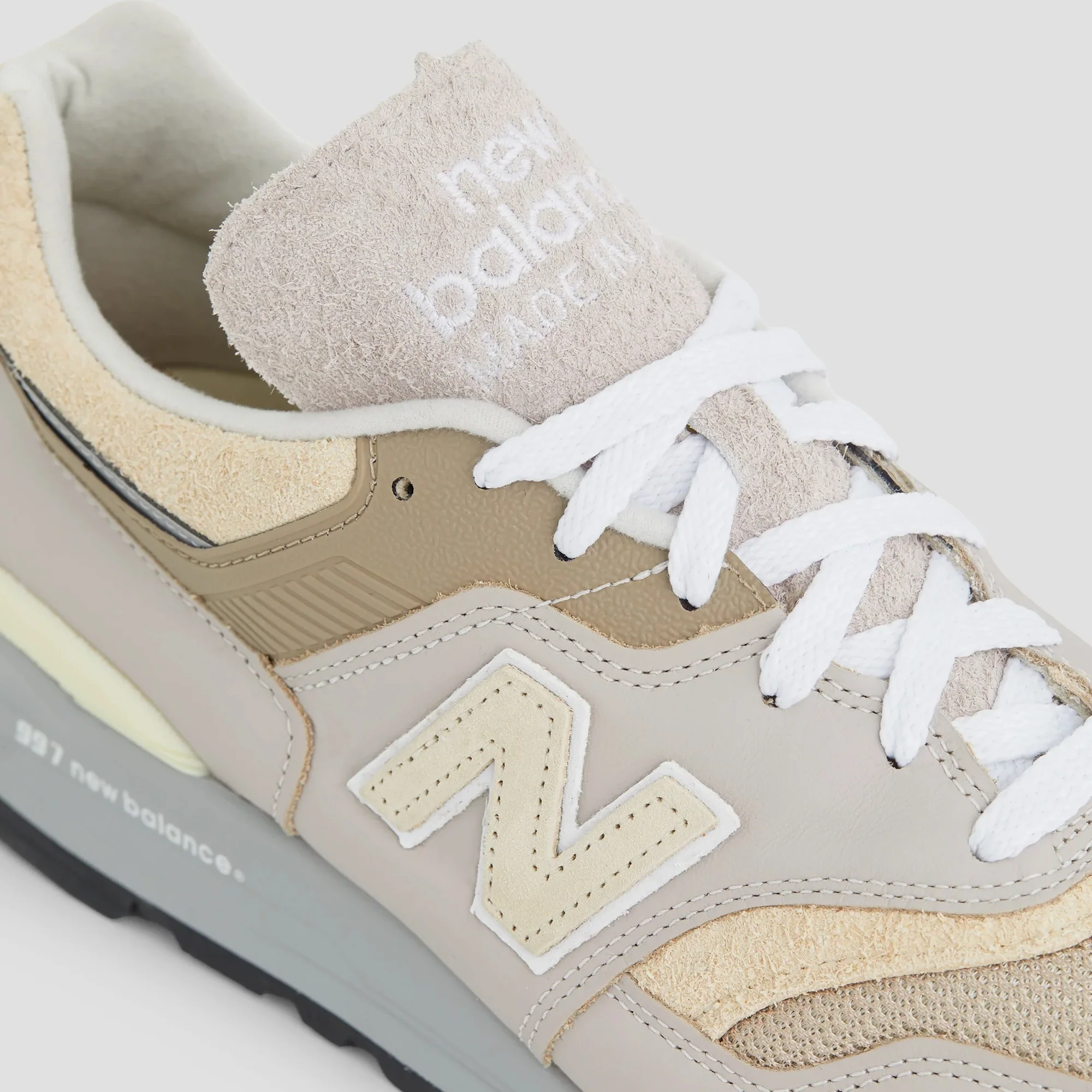 New Balance Mens Made in USA 997 Shoes - Image 4