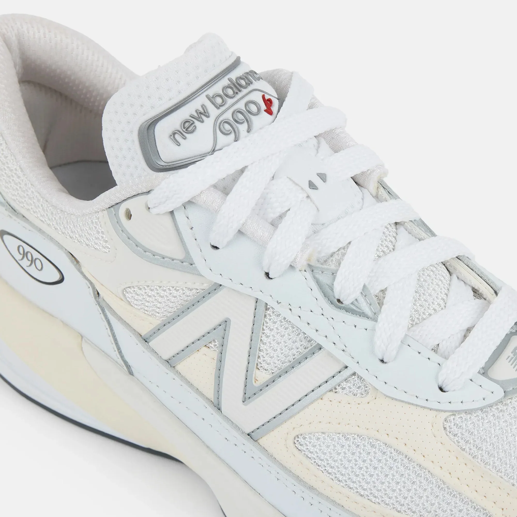 New Balance Mens Made in USA 990v6 Shoes - Image 4