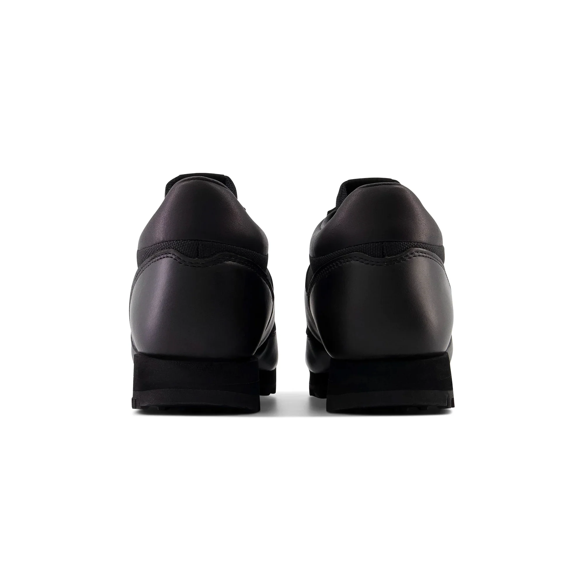 New Balance Mens Rainier Low Shoes - Image 3