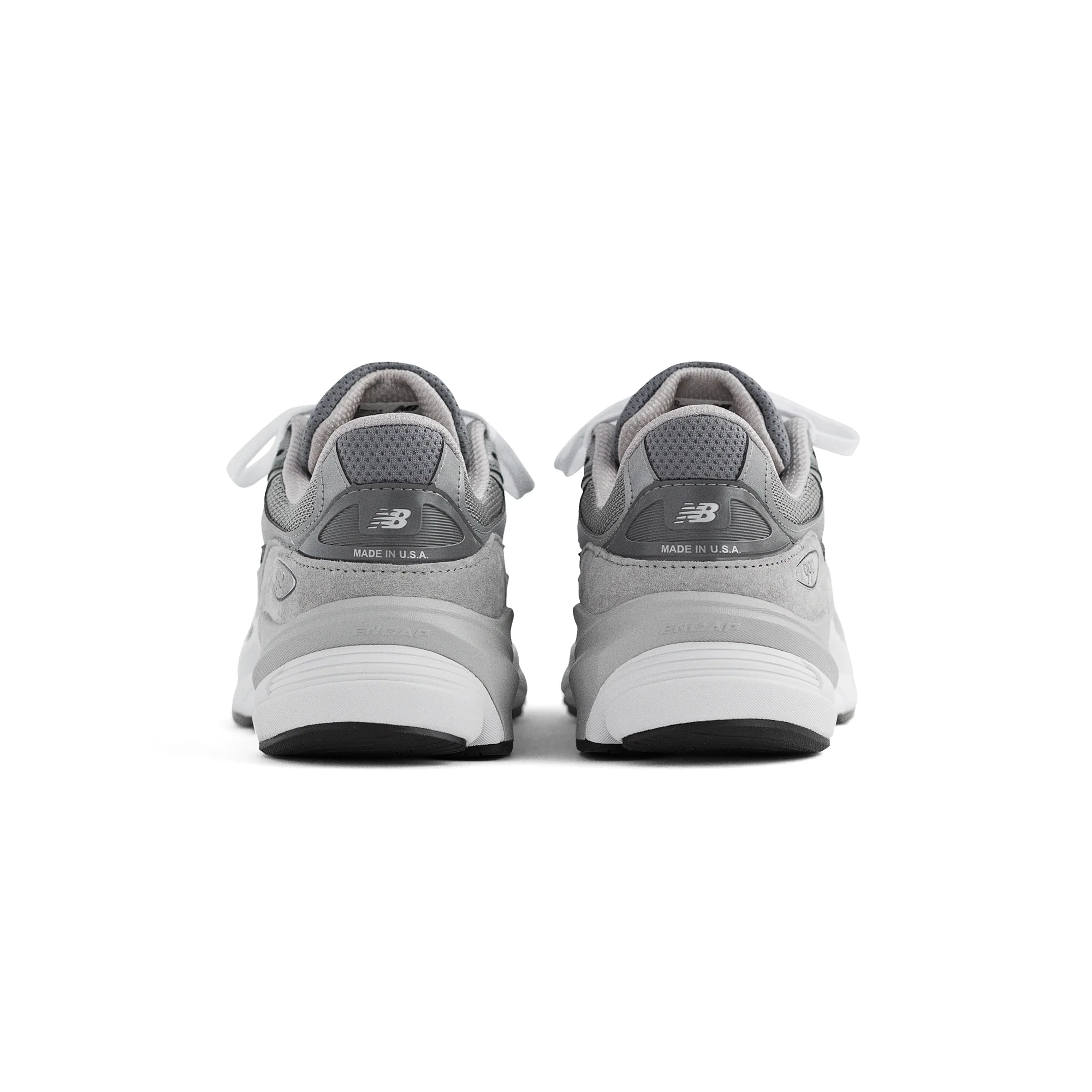 New Balance Womens Made In USA 990v6 Shoes - Image 3
