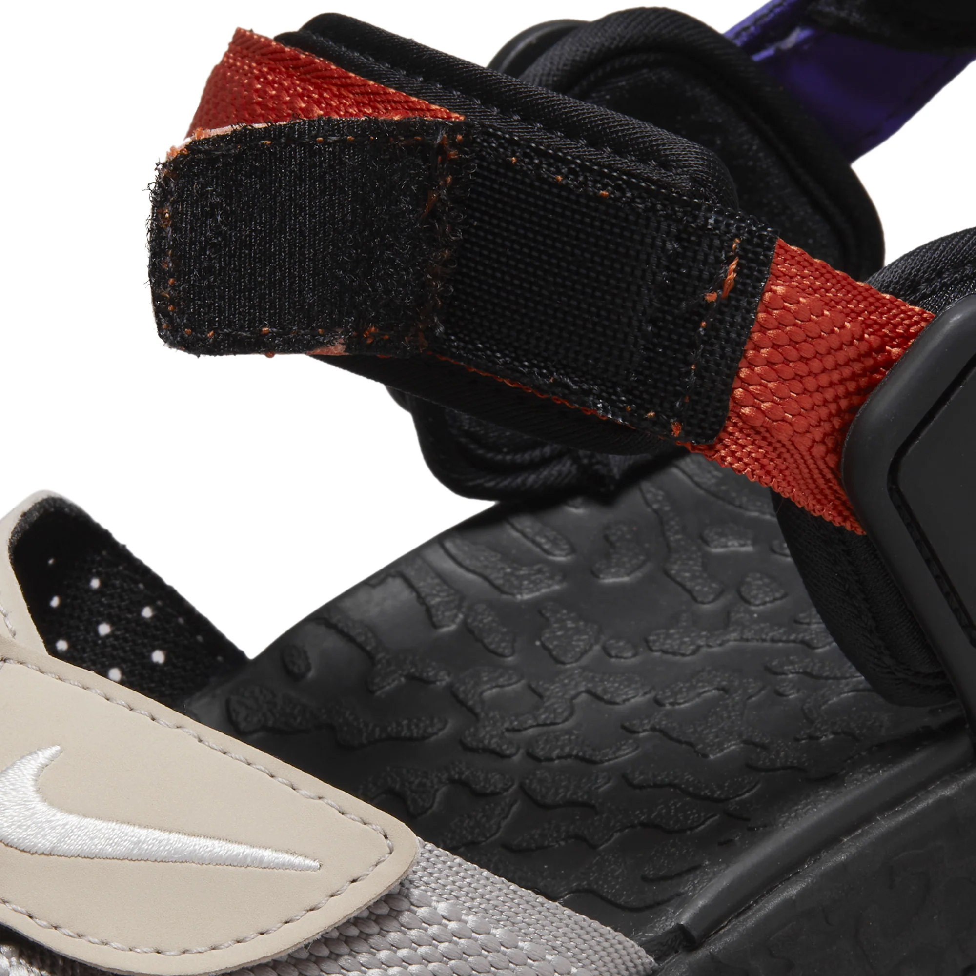 Nike ACG Air Deschutz+ Sandals - Image 4