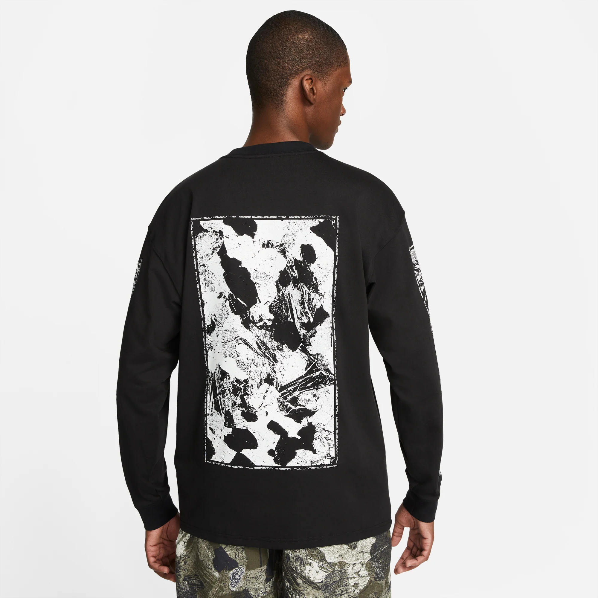 Nike ACG Mens LS Tee - Image 2