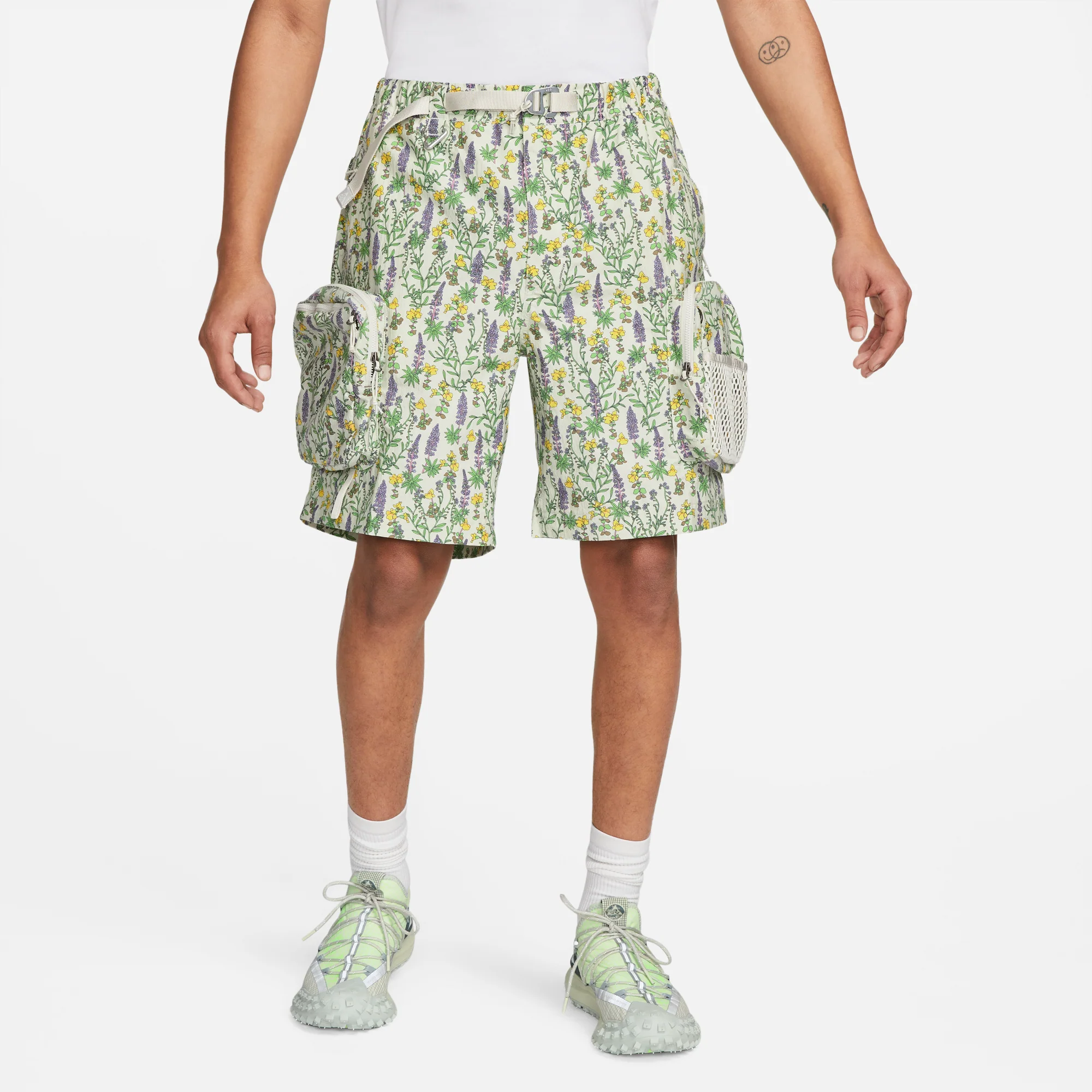 Nike ACG Mens 'Snowgrass' Cargo Shorts - Image 3