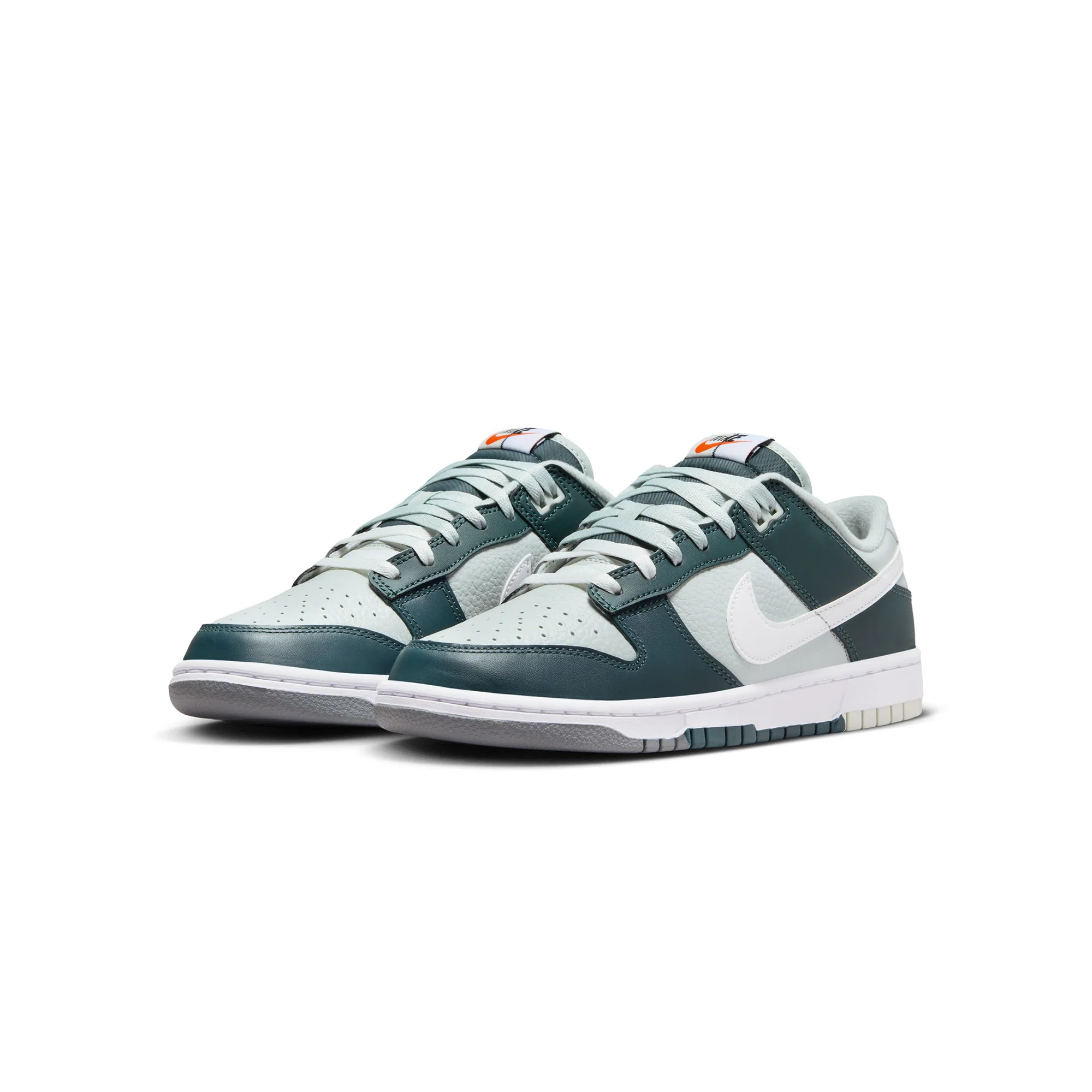 Nike Dunk Low Retro Premium Shoes - Image 2
